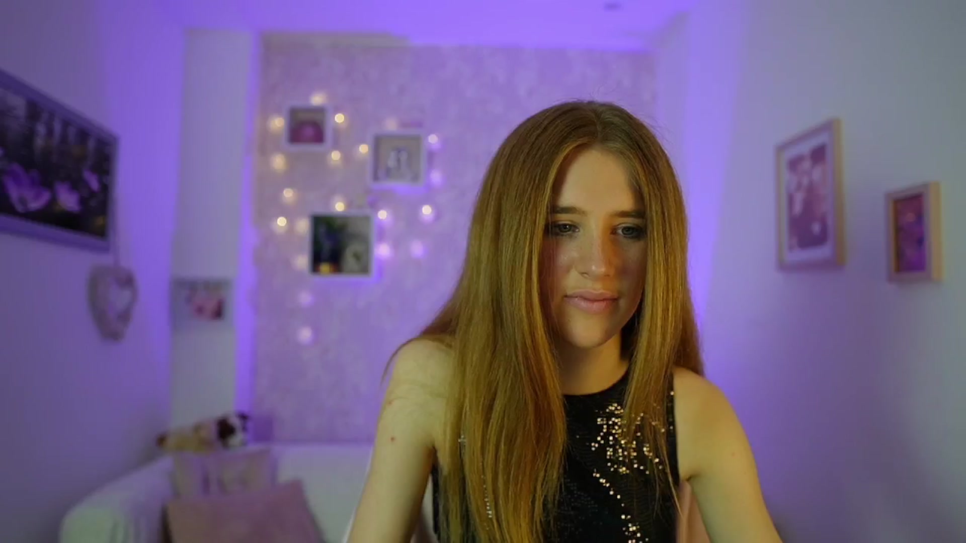 Gallery image thumbnail from Monika_Dee's myfreecams stream on, 06/02/2024, 12:59 image 19 of 20