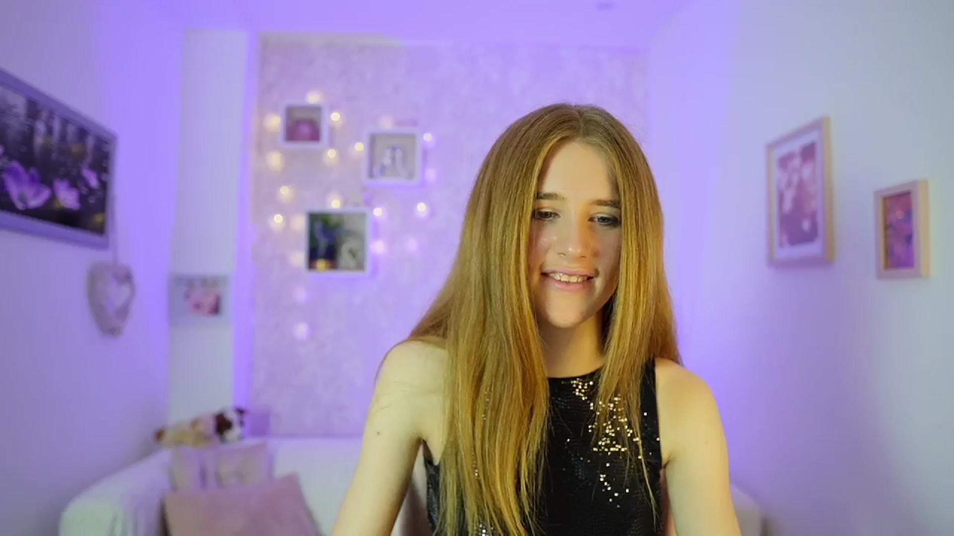 Gallery image thumbnail from Monika_Dee's myfreecams stream on, 06/02/2024, 12:59 image 20 of 20
