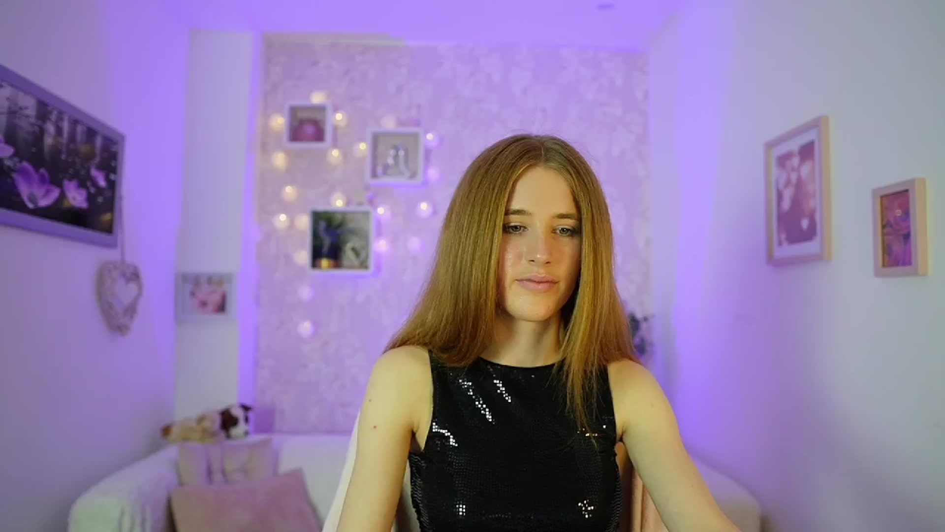 Gallery image thumbnail from Monika_Dee's myfreecams stream on, 06/02/2024, 13:15 image 12 of 20