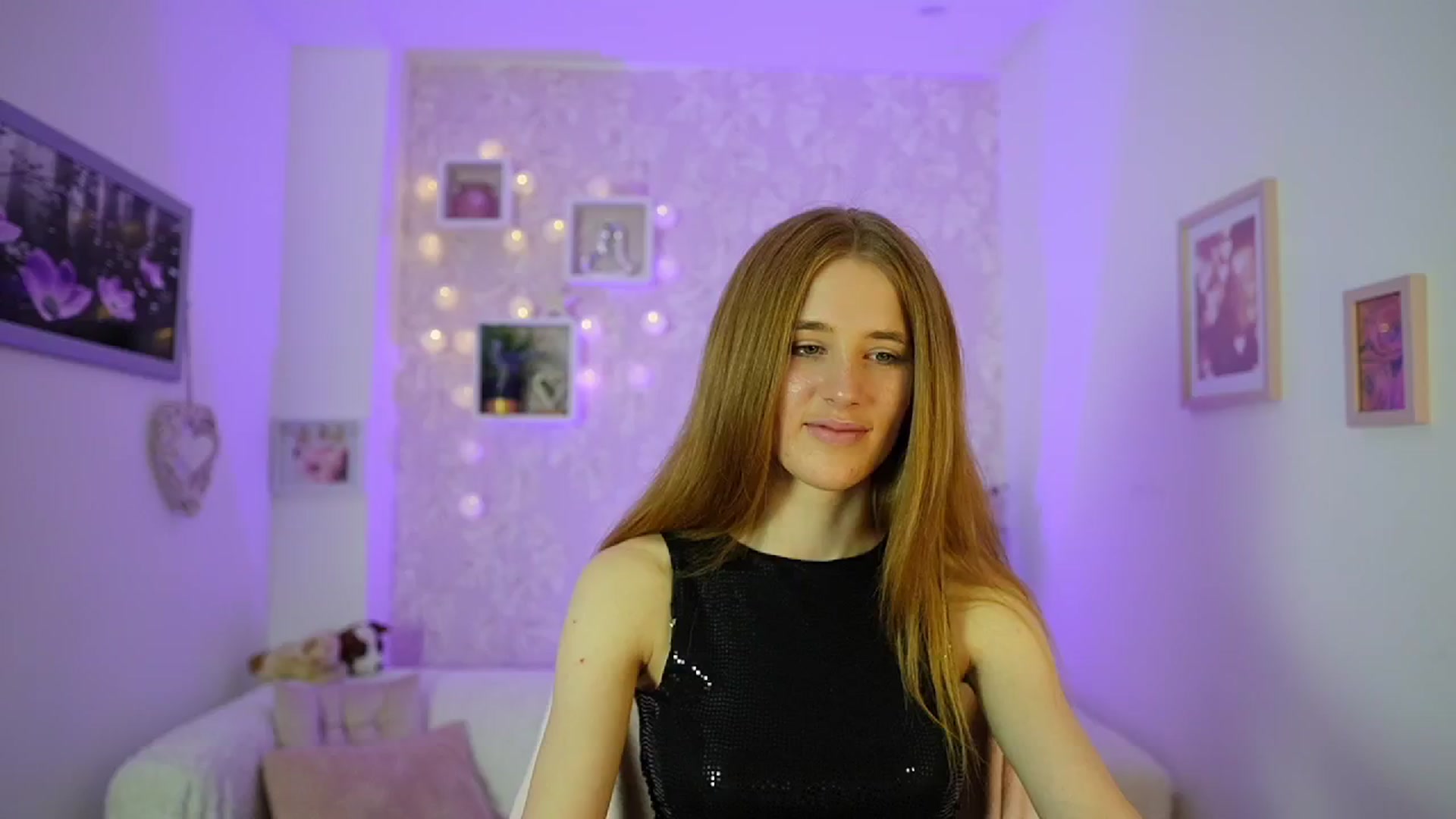 Gallery image thumbnail from Monika_Dee's myfreecams stream on, 06/02/2024, 13:15 image 3 of 20