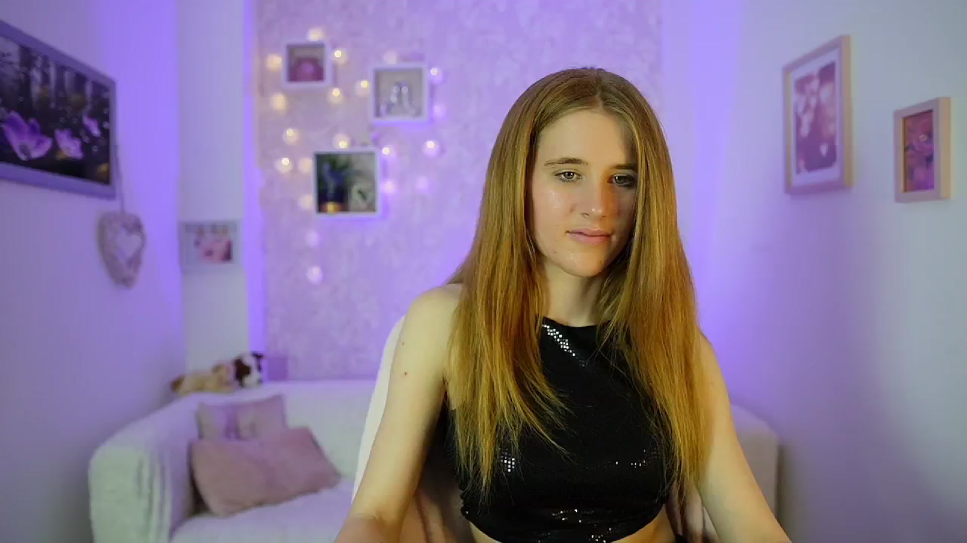 Gallery image thumbnail from Monika_Dee's myfreecams stream on, 06/02/2024, 15:27 image 5 of 20