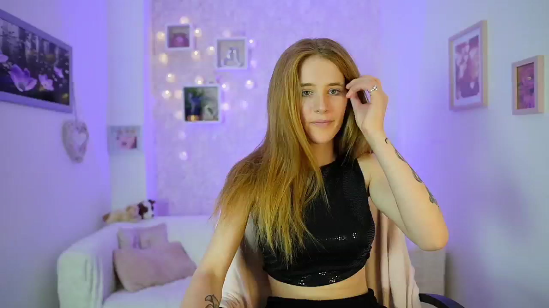 Gallery image thumbnail from Monika_Dee's myfreecams stream on, 06/02/2024, 15:27 image 12 of 20