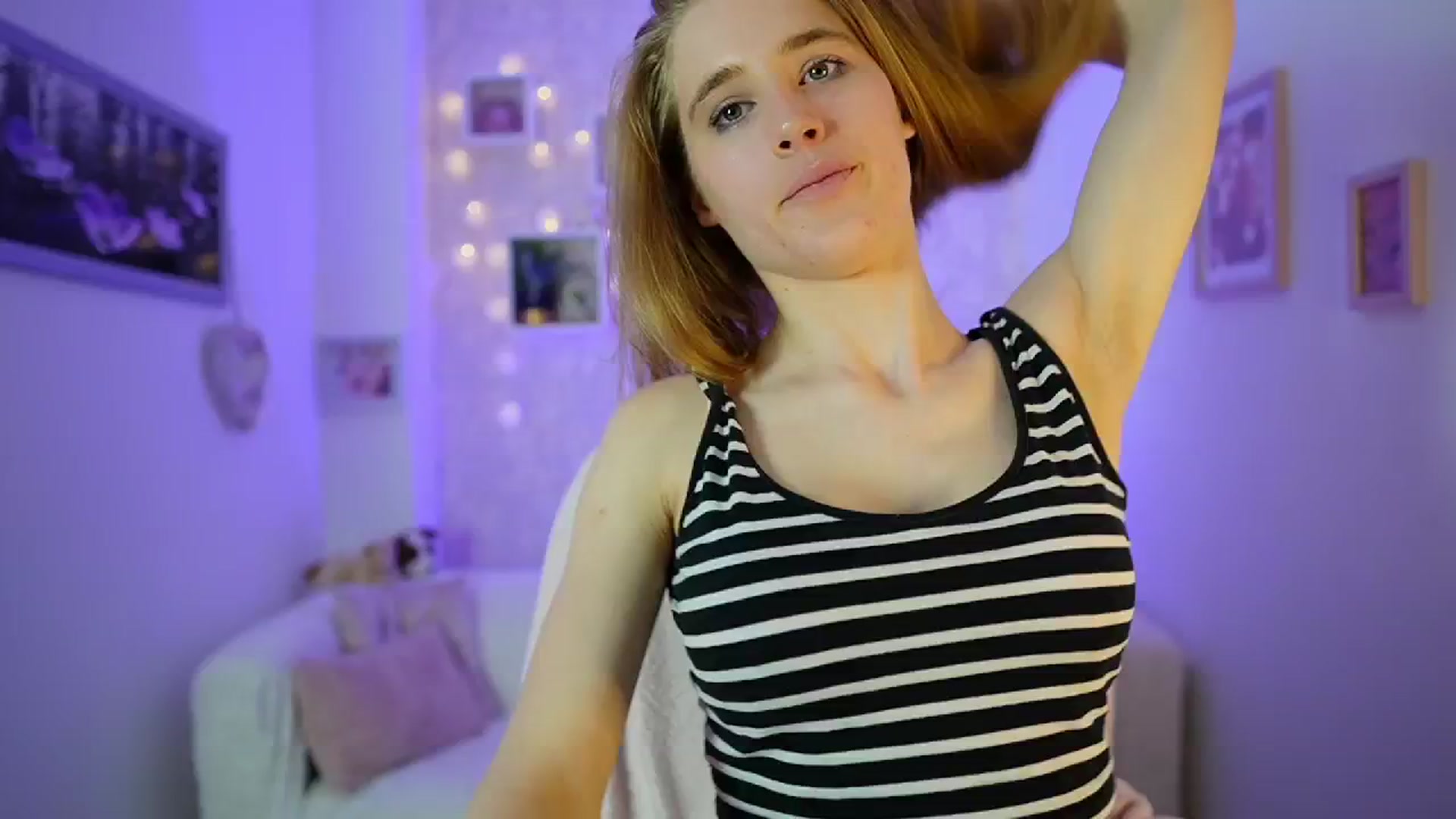 Gallery image thumbnail from Monika_Dee's myfreecams stream on, 06/05/2024, 17:13 image 16 of 20