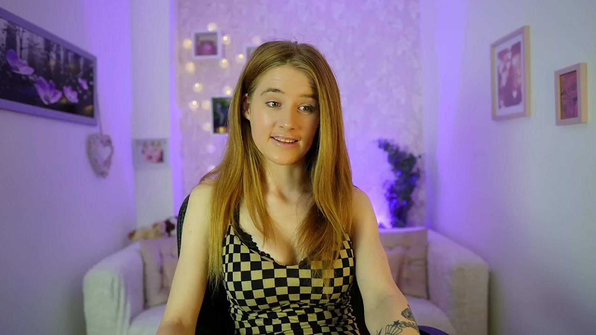 Gallery image thumbnail from Monika_Dee's myfreecams stream on, 06/10/2024, 13:58 image 20 of 20