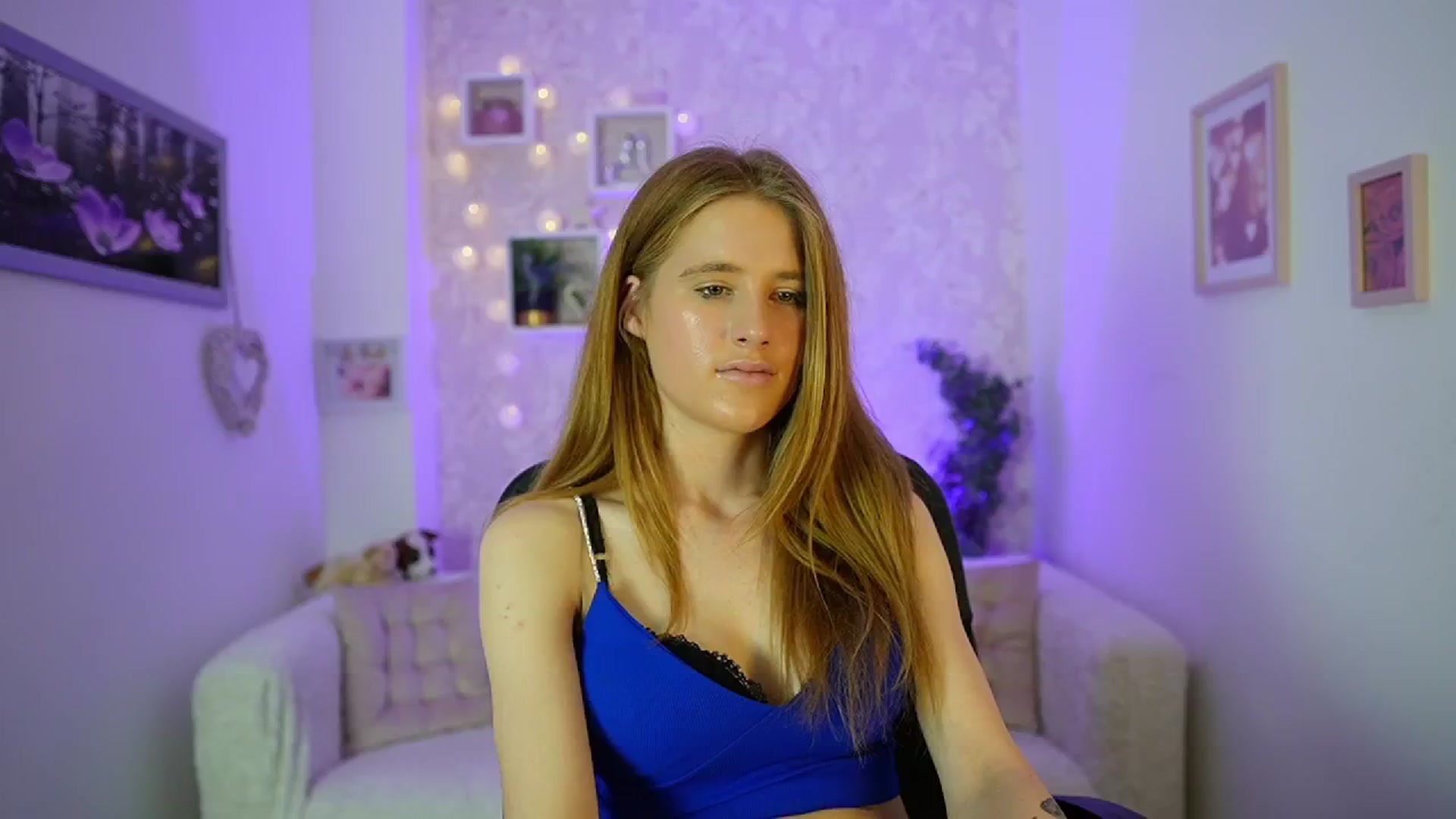 Gallery image thumbnail from Monika_Dee's myfreecams stream on, 06/11/2024, 16:21 image 11 of 20