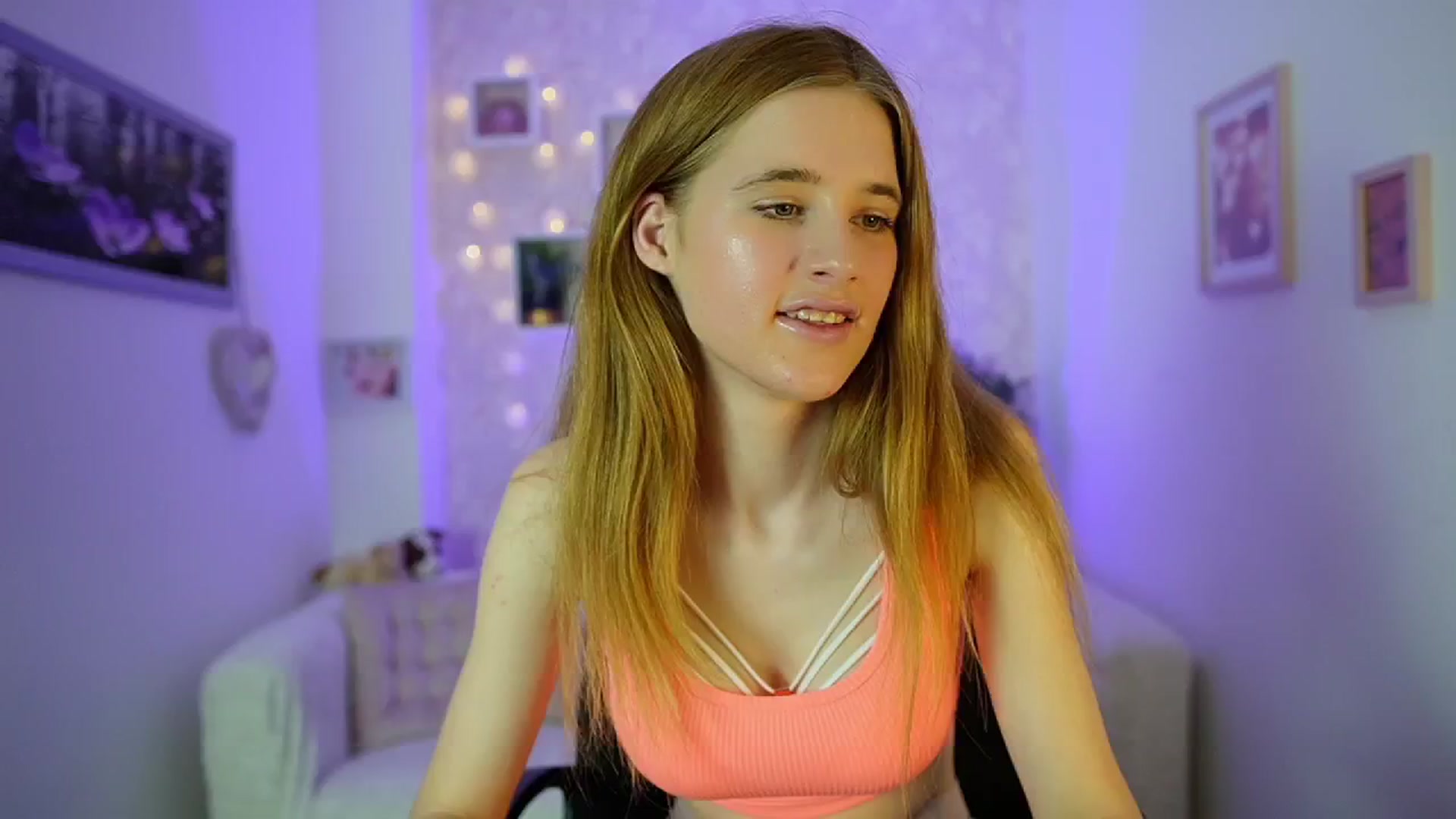 Gallery image thumbnail from Monika_Dee's myfreecams stream on, 06/12/2024, 13:38 image 17 of 20