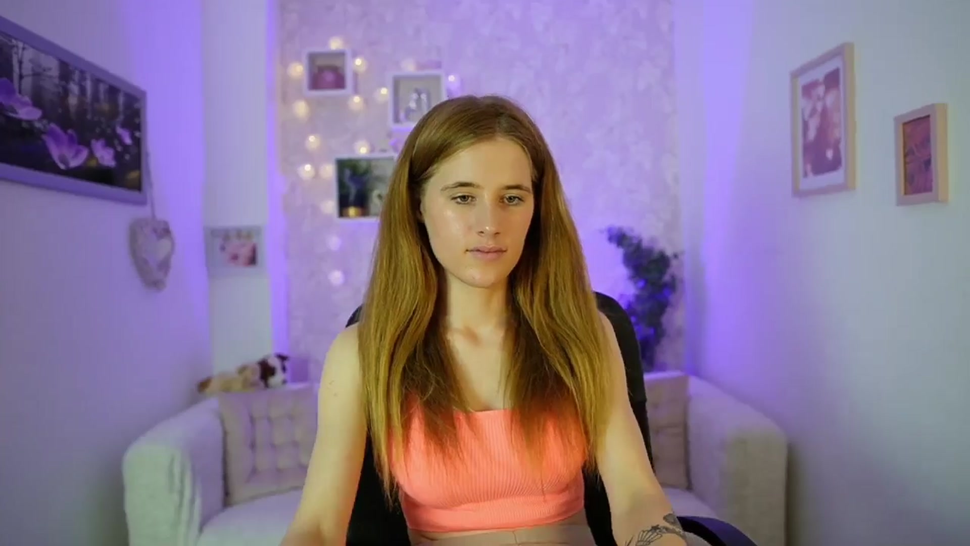 Gallery image thumbnail from Monika_Dee's myfreecams stream on, 06/12/2024, 15:46 image 13 of 20
