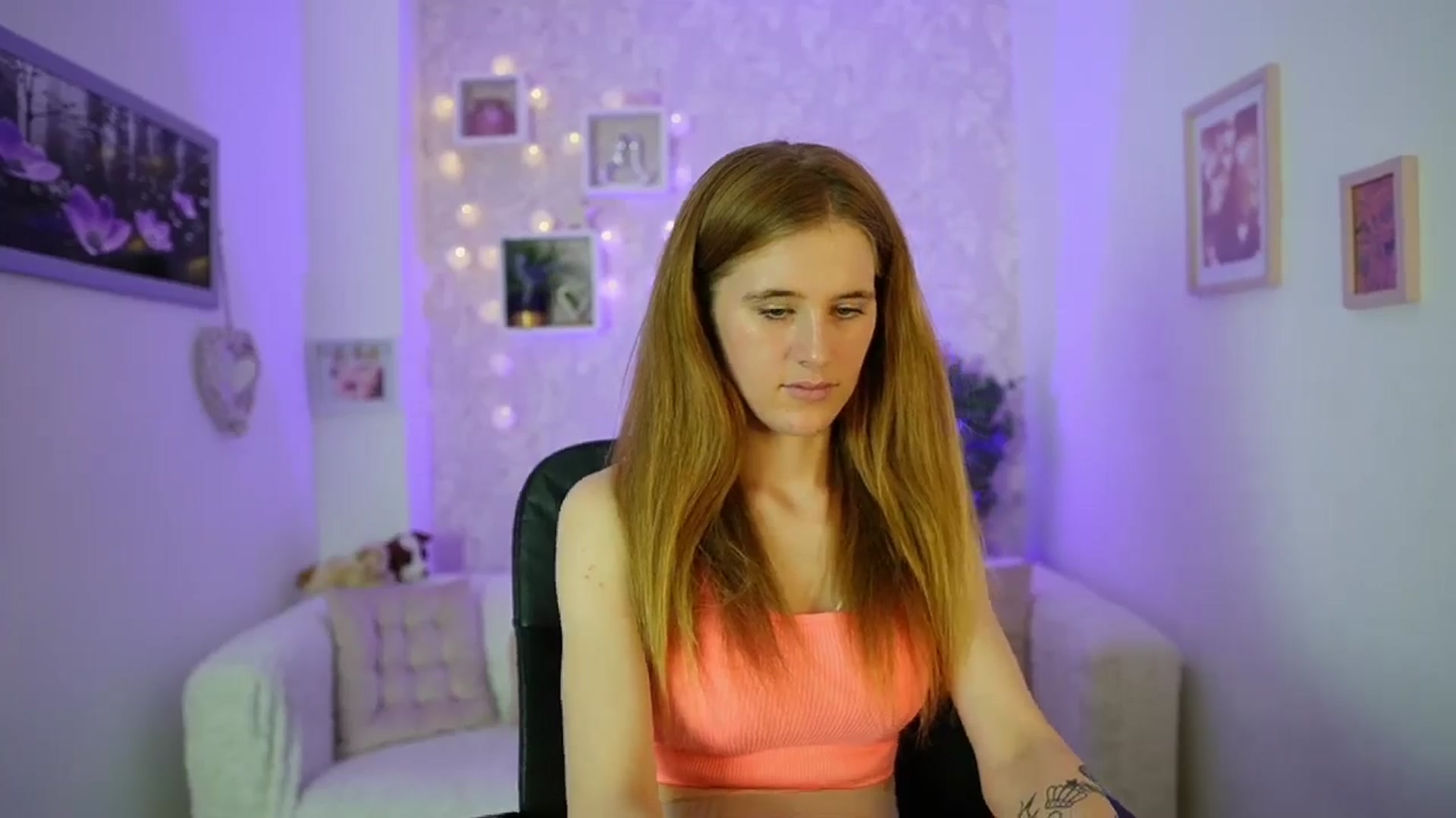 Gallery image thumbnail from Monika_Dee's myfreecams stream on, 06/12/2024, 15:46 image 14 of 20