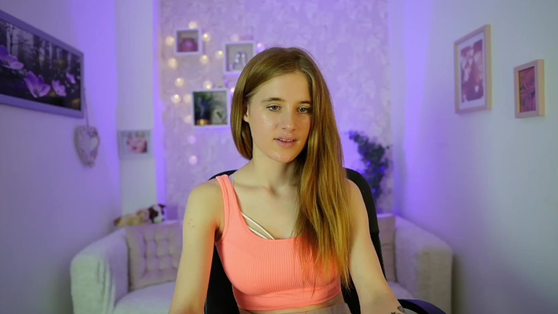 Gallery image thumbnail from Monika_Dee's myfreecams stream on, 06/12/2024, 15:46 image 1 of 20