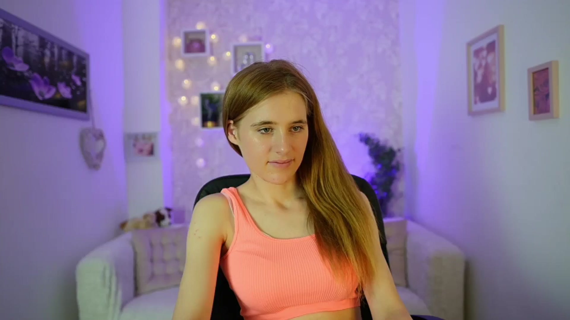 Gallery image thumbnail from Monika_Dee's myfreecams stream on, 06/12/2024, 16:09 image 3 of 20