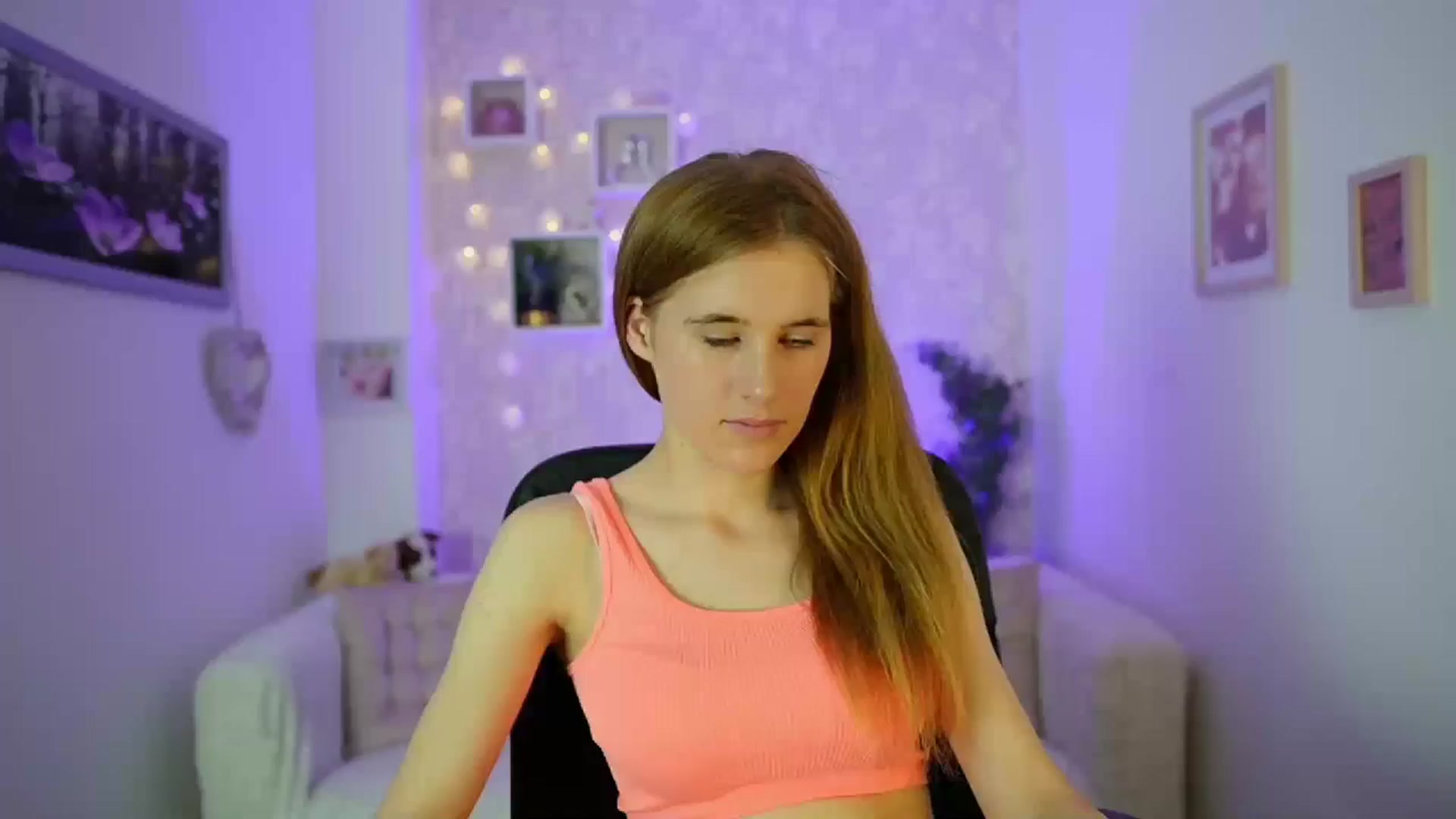 Gallery image thumbnail from Monika_Dee's myfreecams stream on, 06/12/2024, 16:09 image 2 of 20