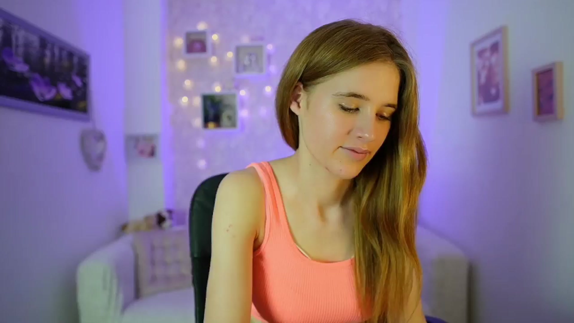 Gallery image thumbnail from Monika_Dee's myfreecams stream on, 06/12/2024, 16:09 image 13 of 20