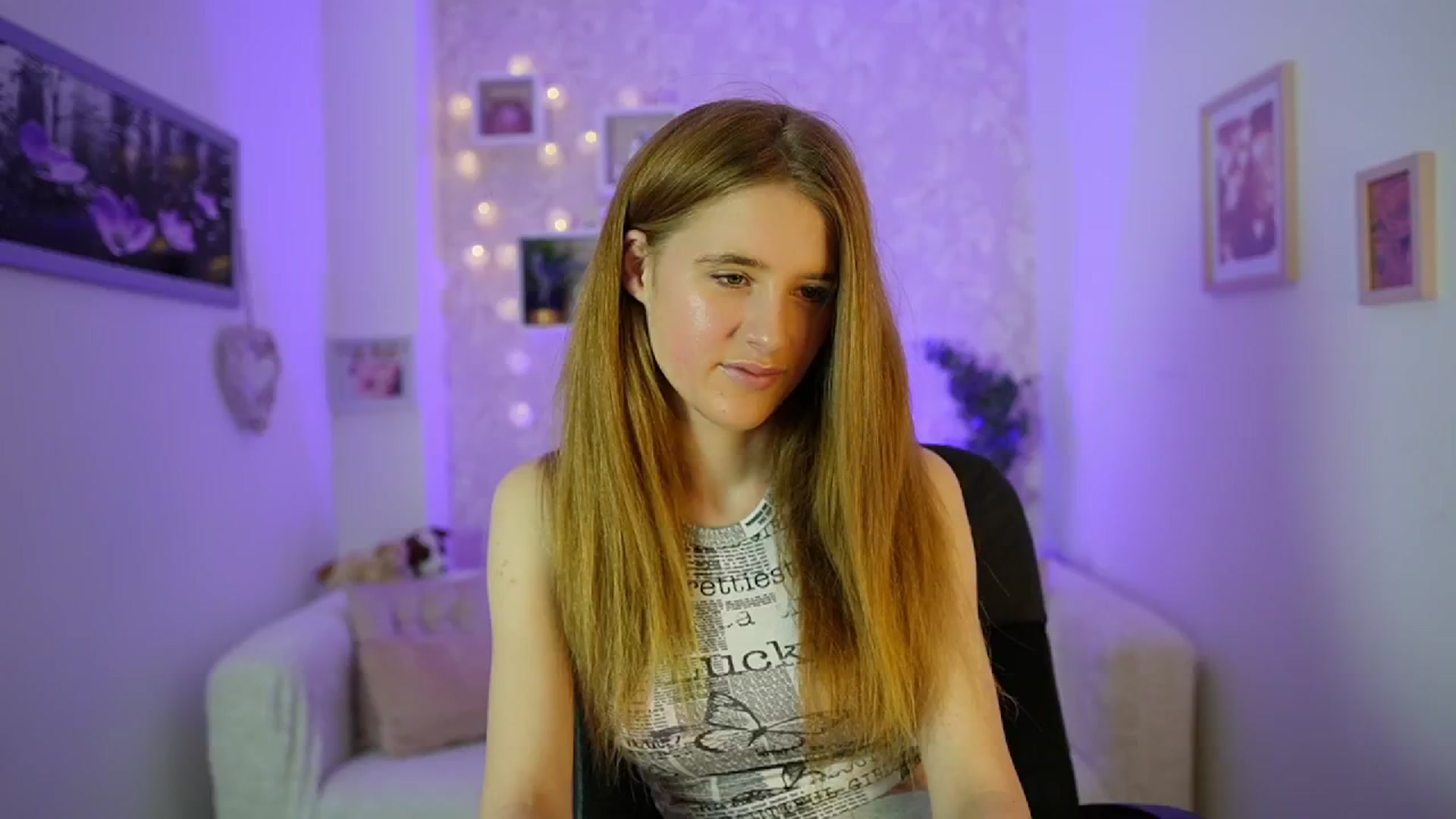 Gallery image thumbnail from Monika_Dee's myfreecams stream on, 06/13/2024, 12:59 image 7 of 20