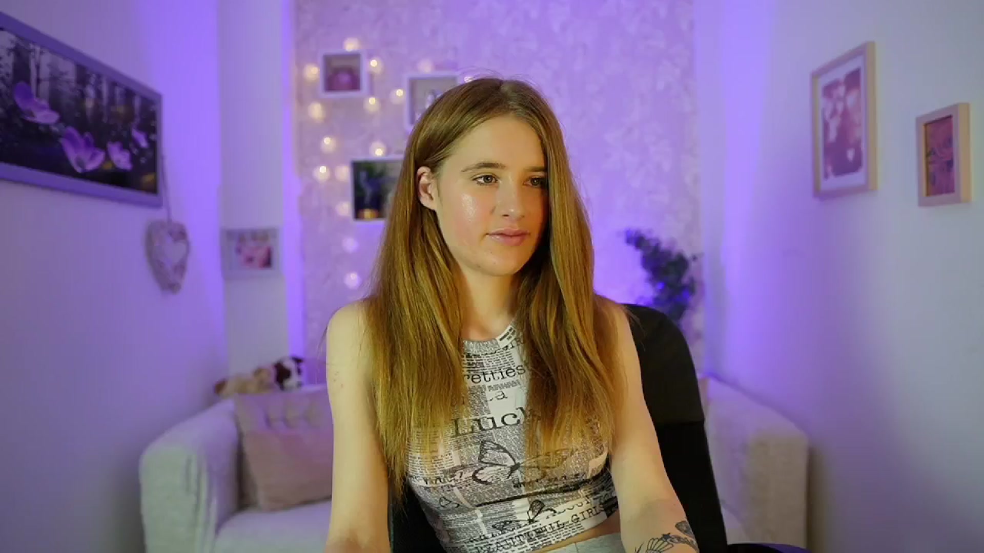 Gallery image thumbnail from Monika_Dee's myfreecams stream on, 06/13/2024, 12:59 image 11 of 20