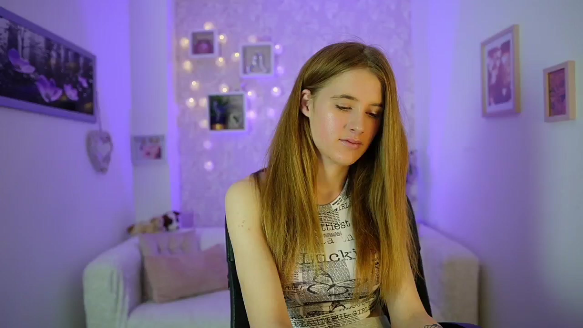 Gallery image thumbnail from Monika_Dee's myfreecams stream on, 06/13/2024, 12:59 image 6 of 20