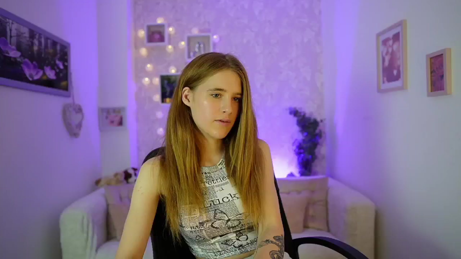Gallery image thumbnail from Monika_Dee's myfreecams stream on, 06/13/2024, 14:21 image 13 of 20