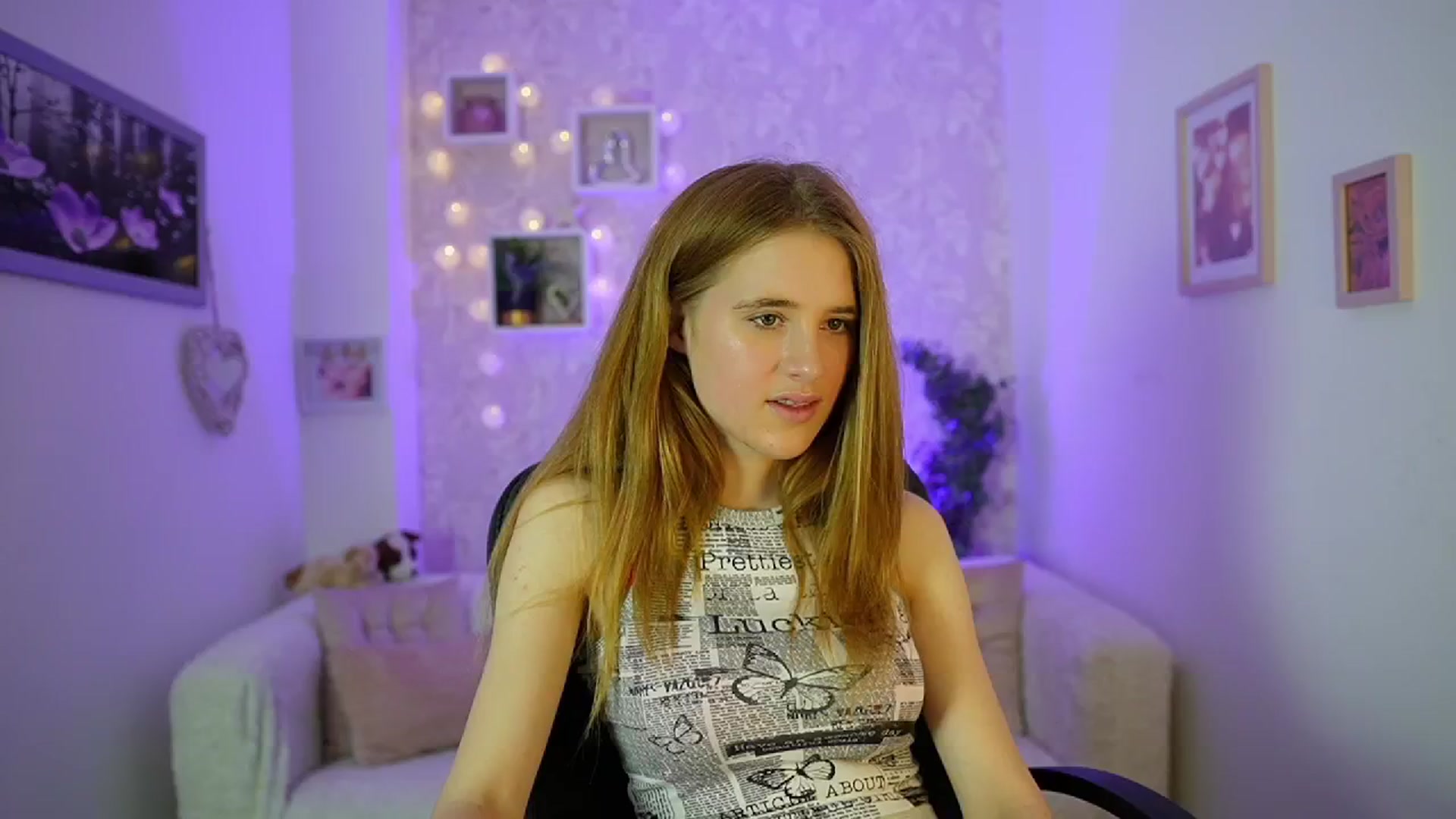 Gallery image thumbnail from Monika_Dee's myfreecams stream on, 06/13/2024, 15:04 image 10 of 20