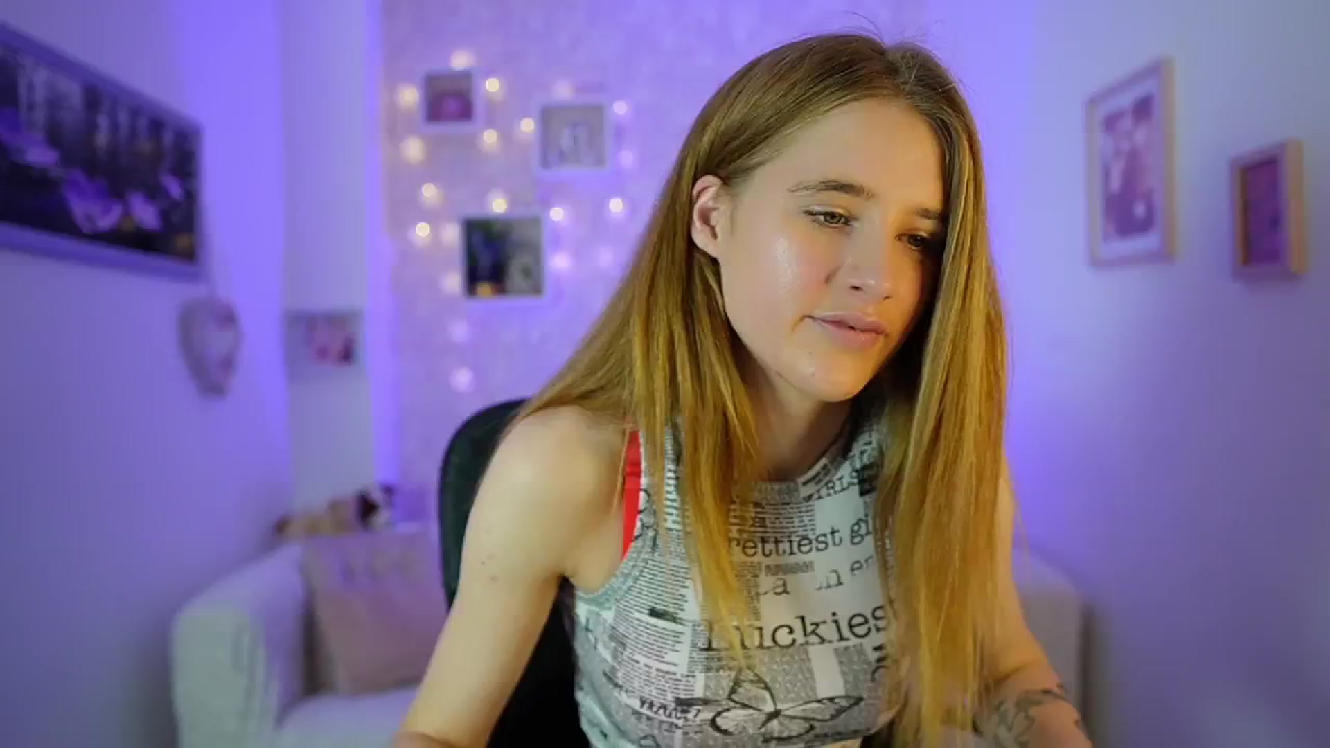 Gallery image thumbnail from Monika_Dee's myfreecams stream on, 06/13/2024, 15:04 image 1 of 20
