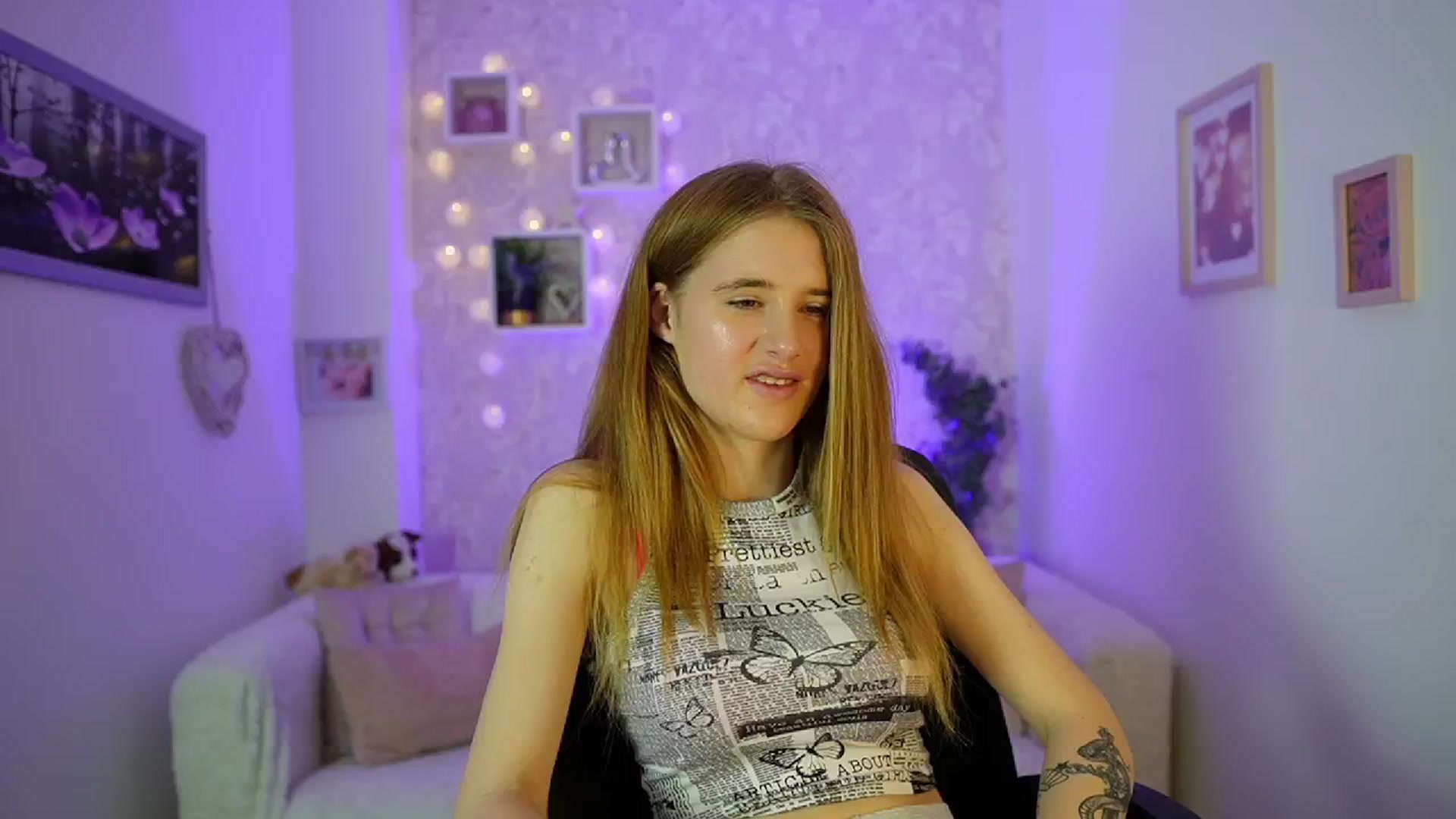 Gallery image thumbnail from Monika_Dee's myfreecams stream on, 06/13/2024, 15:04 image 15 of 20