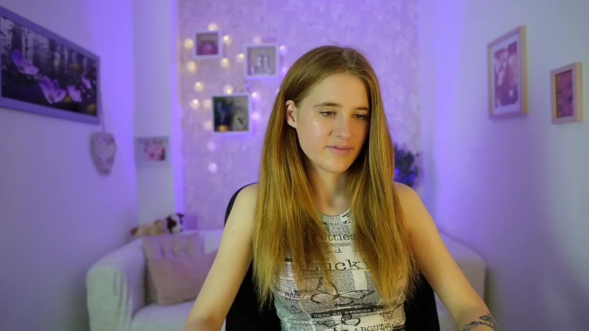 Gallery image thumbnail from Monika_Dee's myfreecams stream on, 06/13/2024, 16:31 image 7 of 20