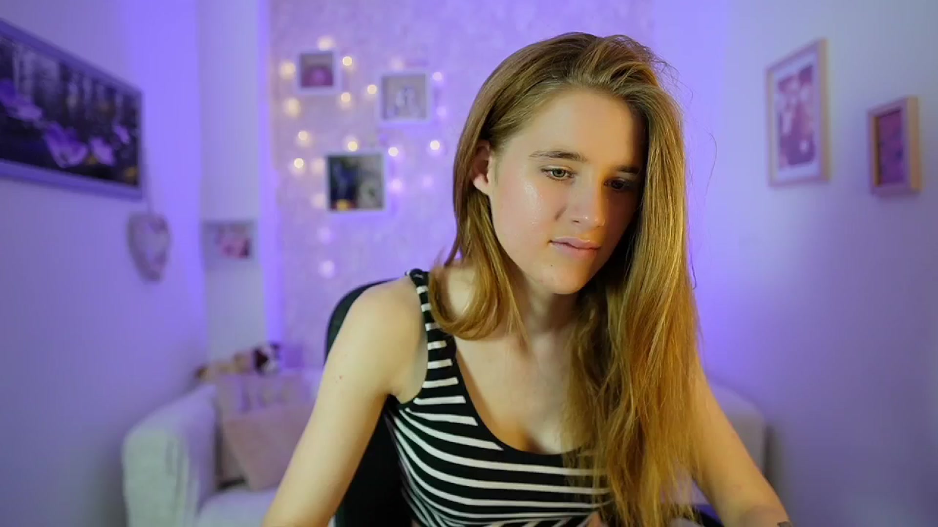 Gallery image thumbnail from Monika_Dee's myfreecams stream on, 06/17/2024, 14:45 image 8 of 20