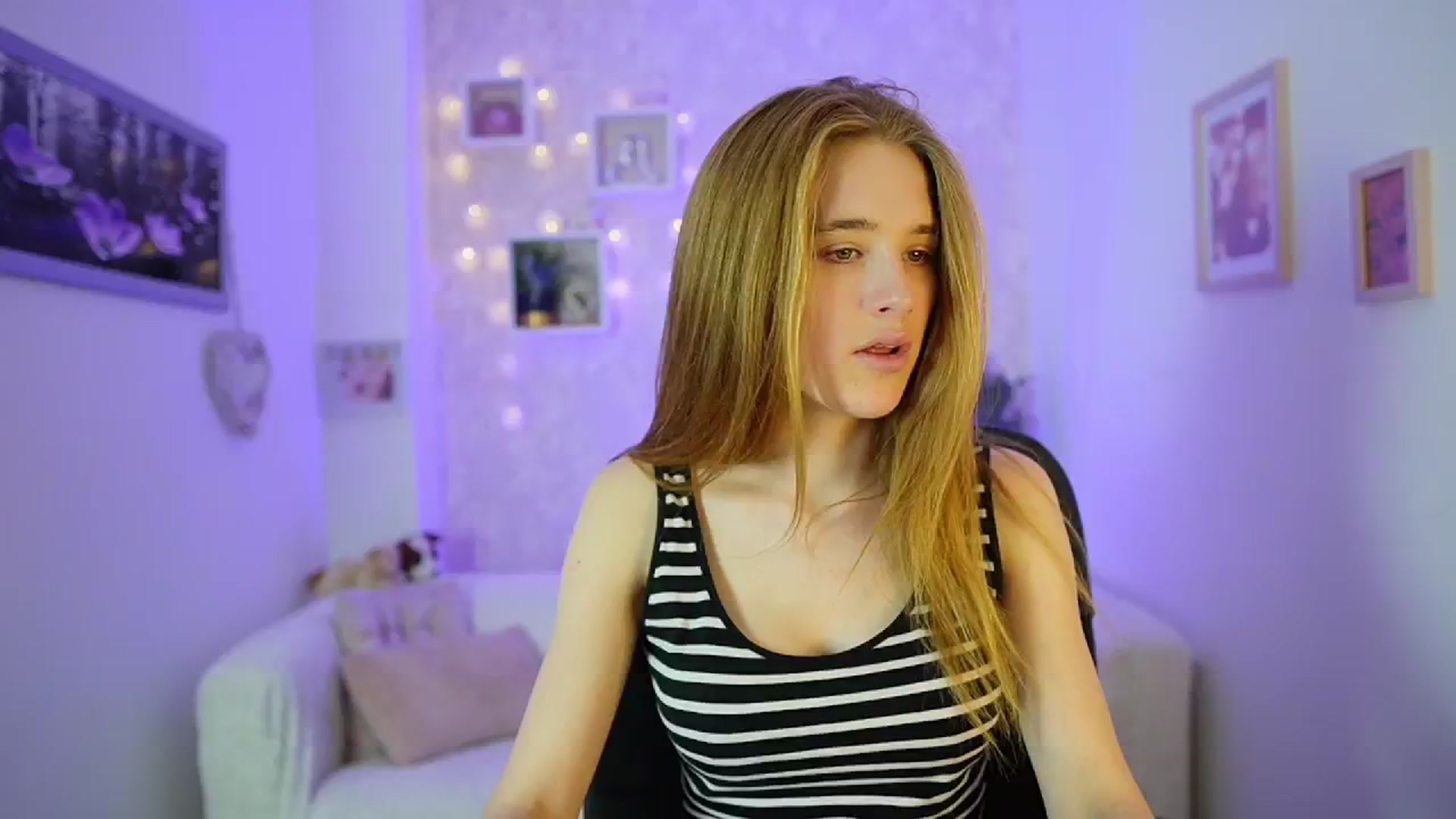 Gallery image thumbnail from Monika_Dee's myfreecams stream on, 06/17/2024, 17:54 image 16 of 20