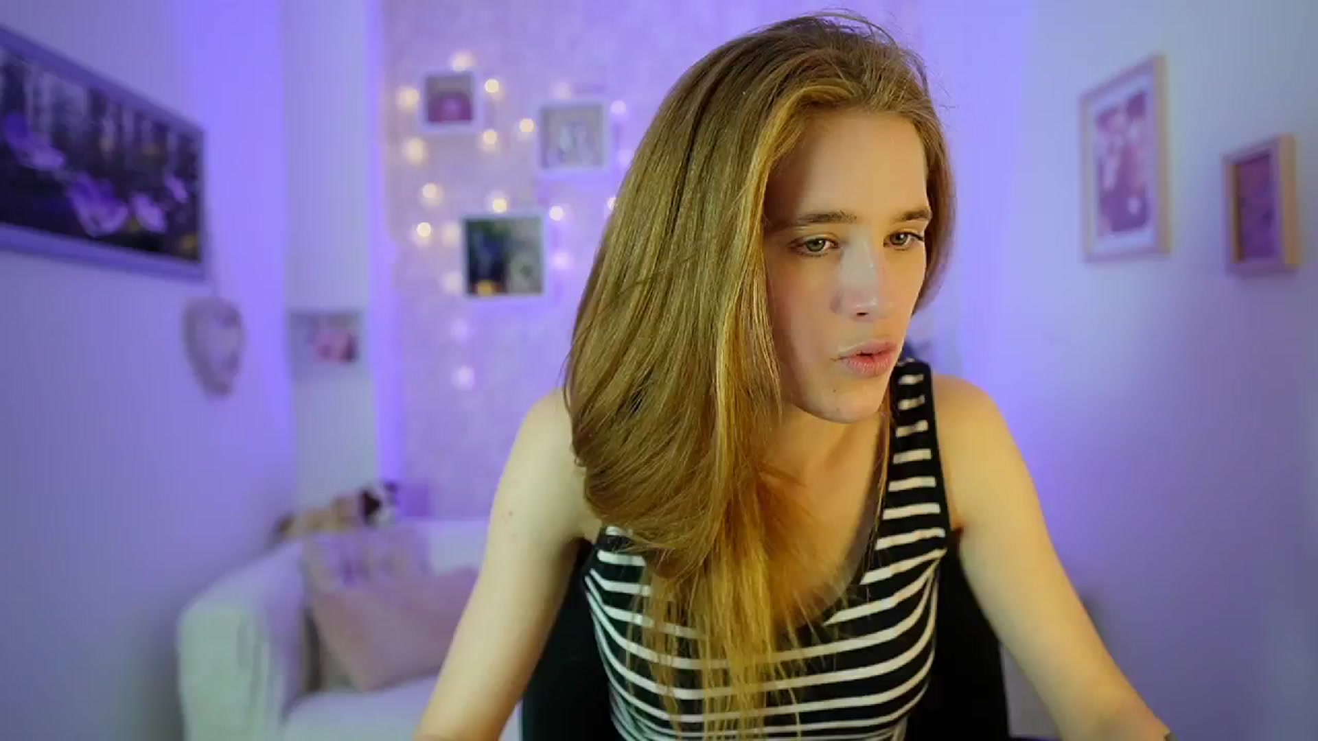 Gallery image thumbnail from Monika_Dee's myfreecams stream on, 06/17/2024, 17:54 image 15 of 20