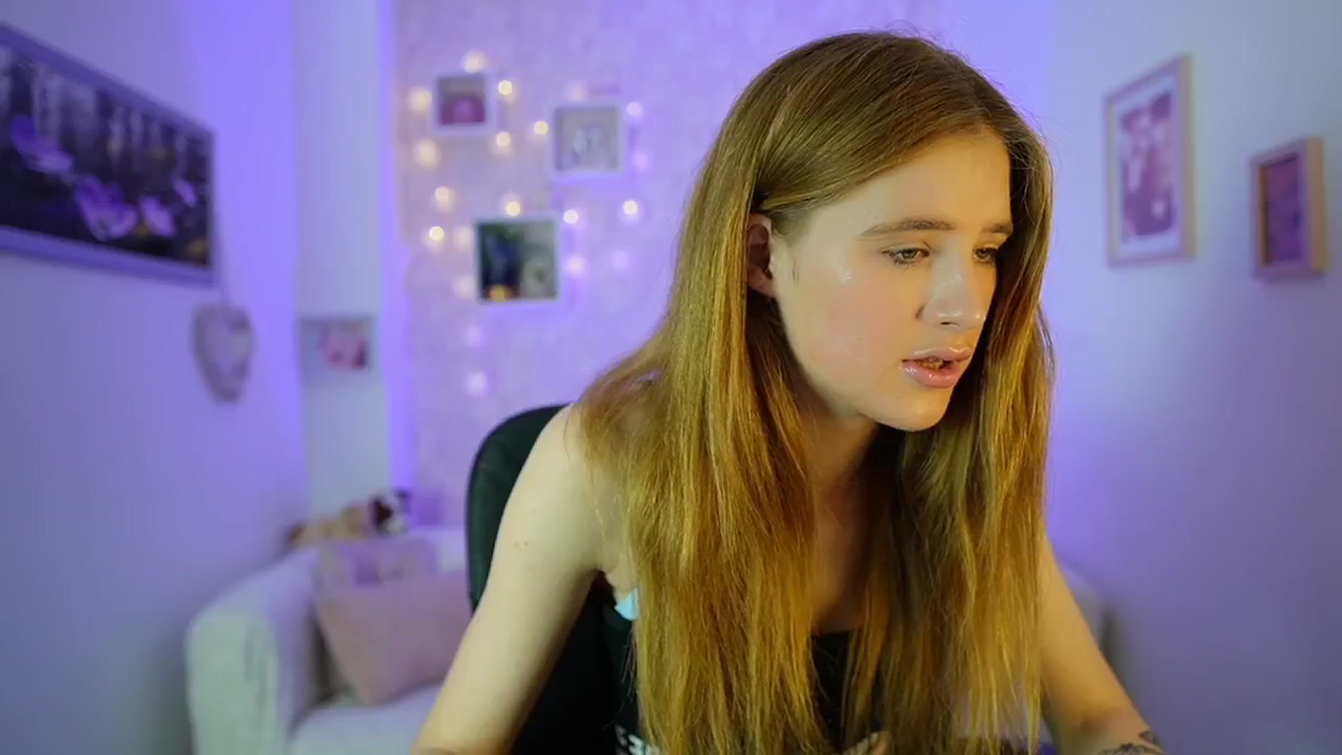 Gallery image thumbnail from Monika_Dee's myfreecams stream on, 06/18/2024, 13:21 image 19 of 20