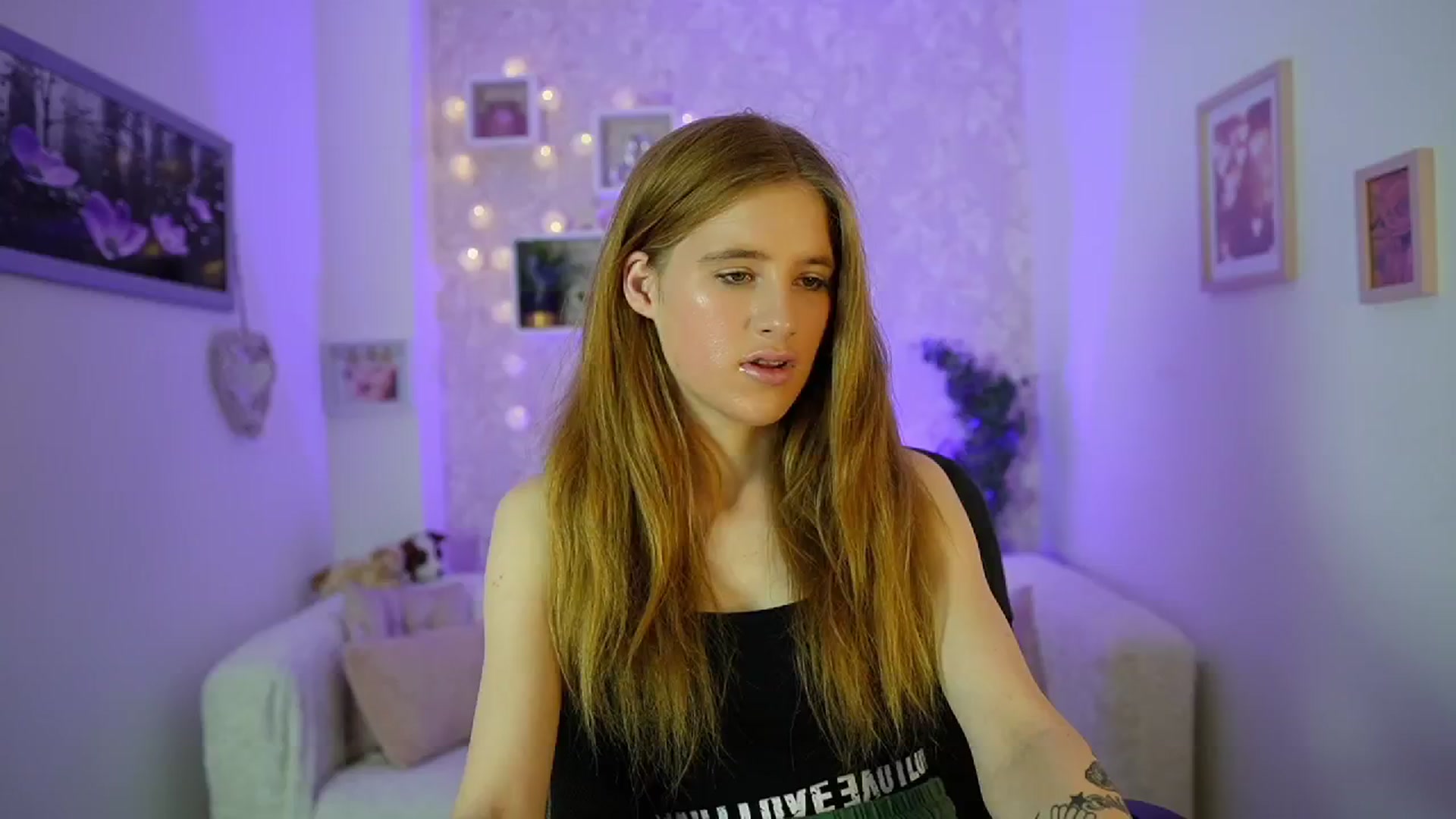 Gallery image thumbnail from Monika_Dee's myfreecams stream on, 06/18/2024, 13:55 image 8 of 20