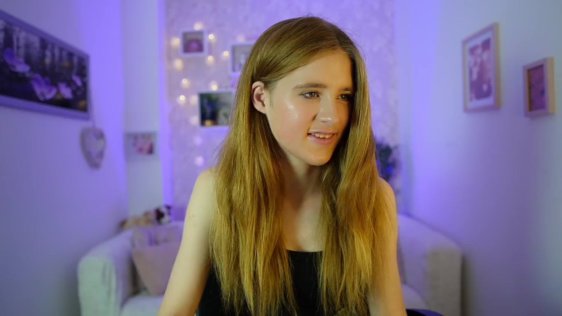 Gallery image thumbnail from Monika_Dee's myfreecams stream on, 06/18/2024, 14:14 image 20 of 20
