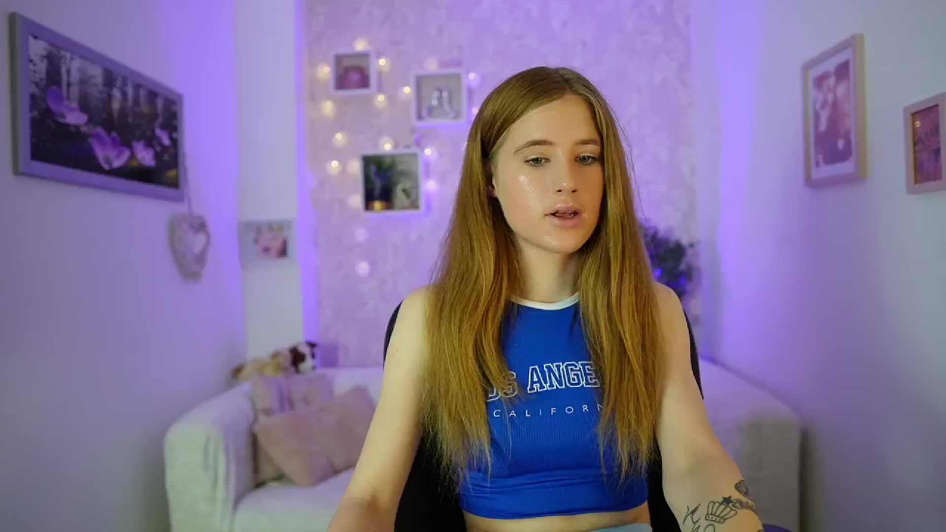 Gallery image thumbnail from Monika_Dee's myfreecams stream on, 06/19/2024, 12:53 image 6 of 20