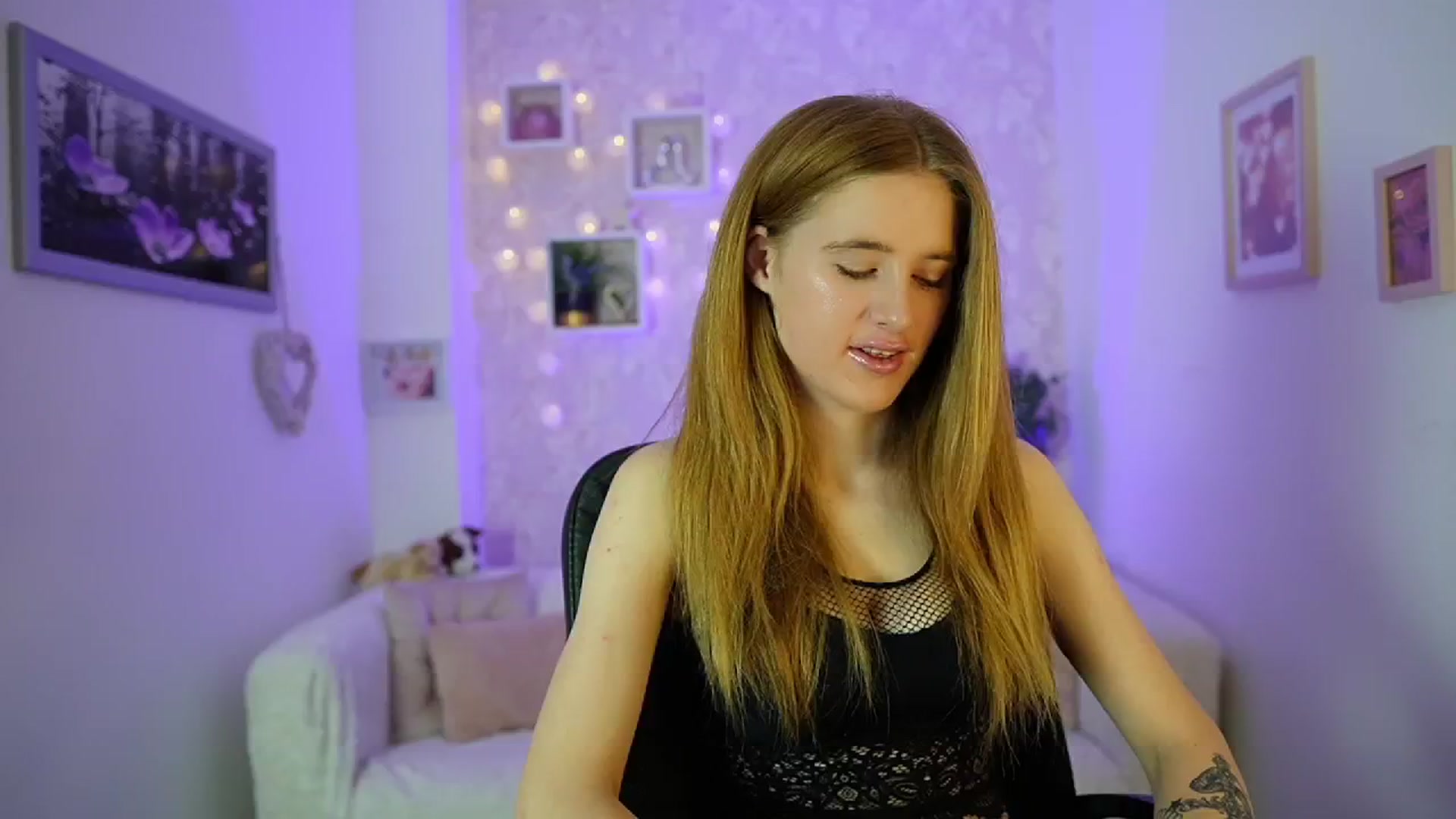 Gallery image thumbnail from Monika_Dee's myfreecams stream on, 06/24/2024, 13:24 image 1 of 20