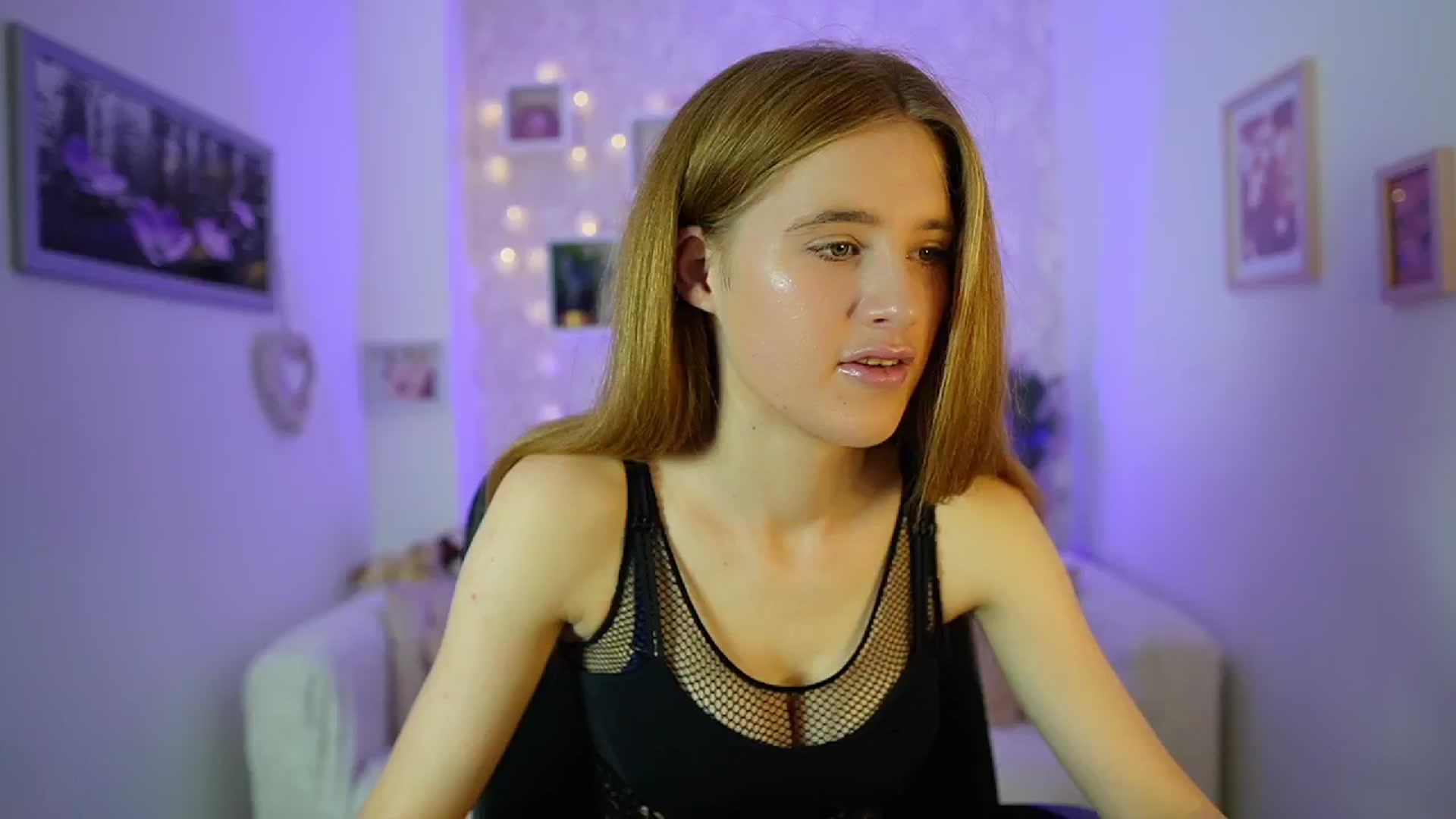 Gallery image thumbnail from Monika_Dee's myfreecams stream on, 06/24/2024, 14:37 image 13 of 20