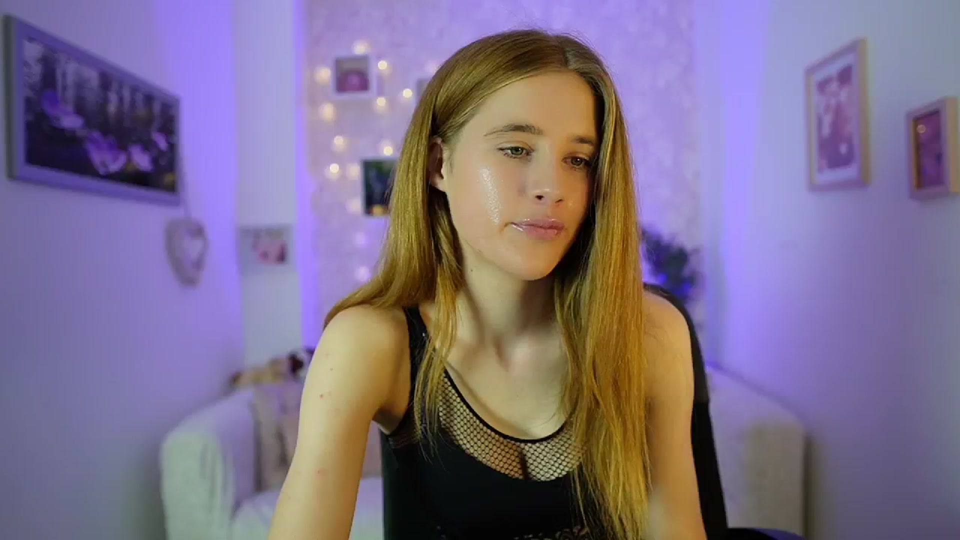 Gallery image thumbnail from Monika_Dee's myfreecams stream on, 06/24/2024, 14:37 image 1 of 20