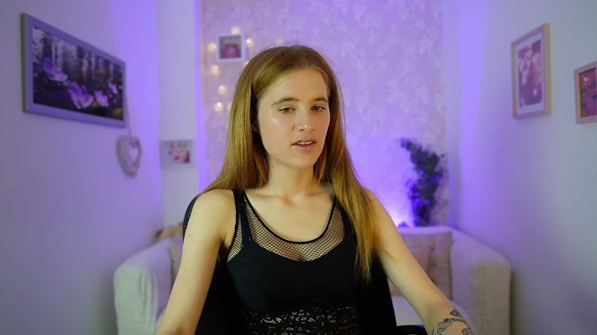 Gallery image thumbnail from Monika_Dee's myfreecams stream on, 06/24/2024, 16:48 image 2 of 20