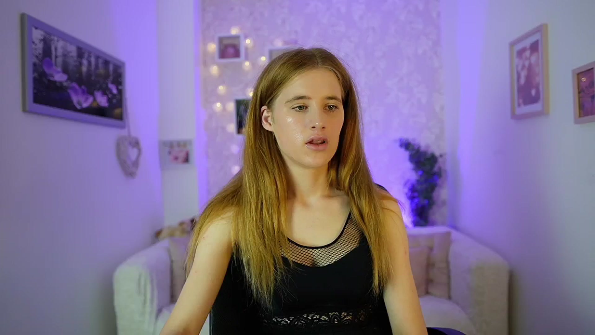 Gallery image thumbnail from Monika_Dee's myfreecams stream on, 06/24/2024, 16:48 image 5 of 20