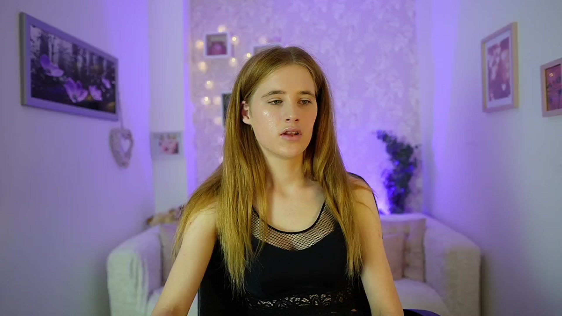 Gallery image thumbnail from Monika_Dee's myfreecams stream on, 06/24/2024, 16:48 image 6 of 20