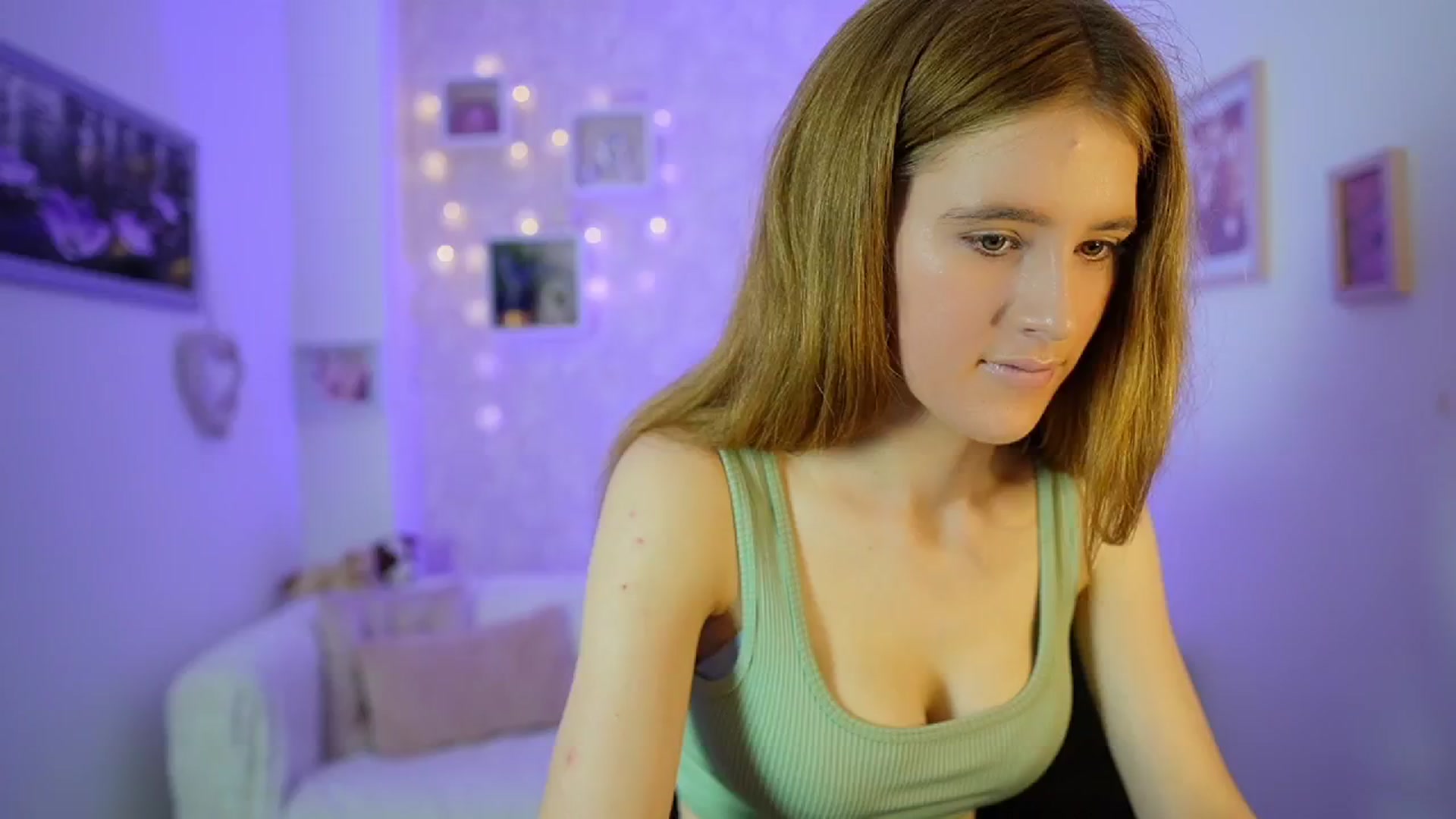 Gallery image thumbnail from Monika_Dee's myfreecams stream on, 06/26/2024, 13:24 image 4 of 20