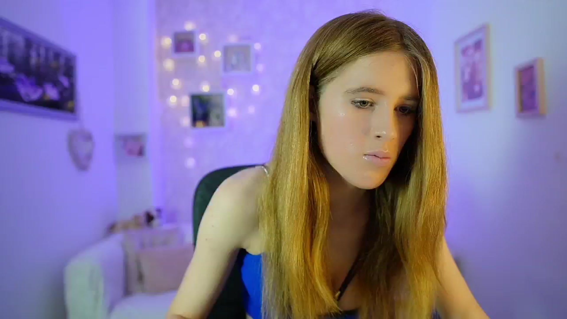 Gallery image thumbnail from Monika_Dee's myfreecams stream on, 06/27/2024, 17:06 image 1 of 20