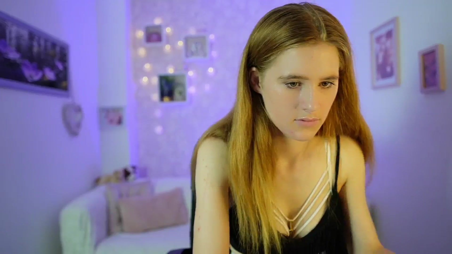 Gallery image thumbnail from Monika_Dee's myfreecams stream on, 06/28/2024, 15:56 image 16 of 20