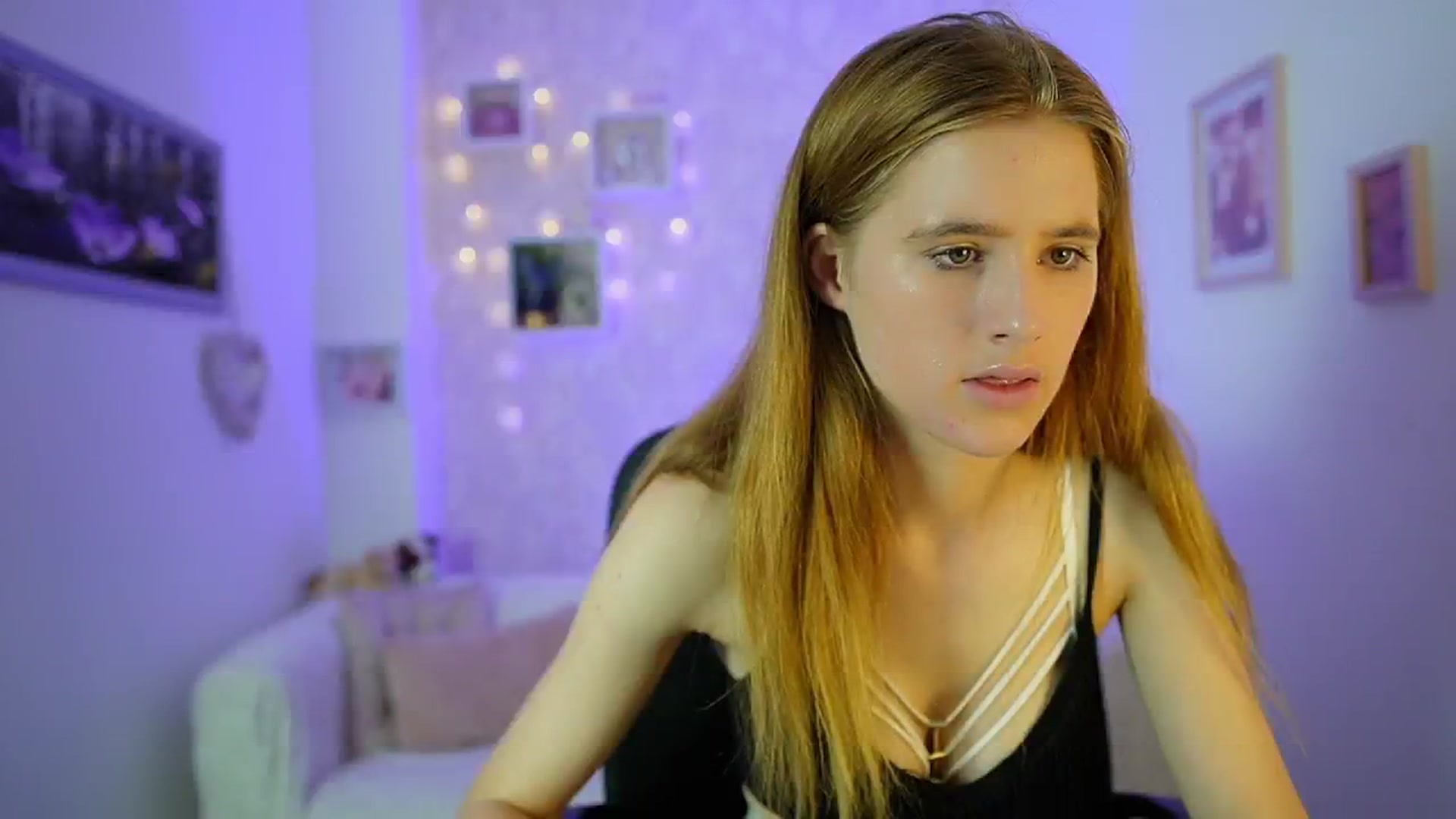 Gallery image thumbnail from Monika_Dee's myfreecams stream on, 06/28/2024, 15:56 image 18 of 20