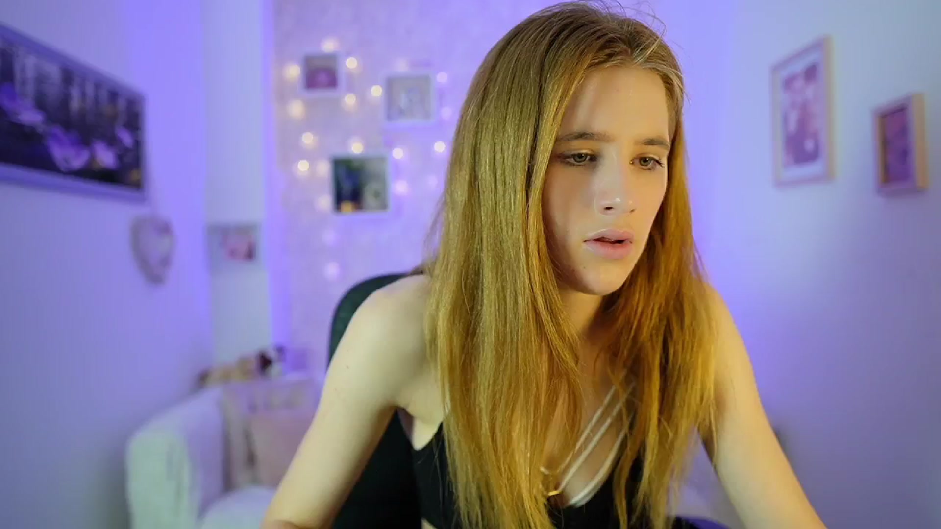 Gallery image thumbnail from Monika_Dee's myfreecams stream on, 06/28/2024, 17:06 image 4 of 20