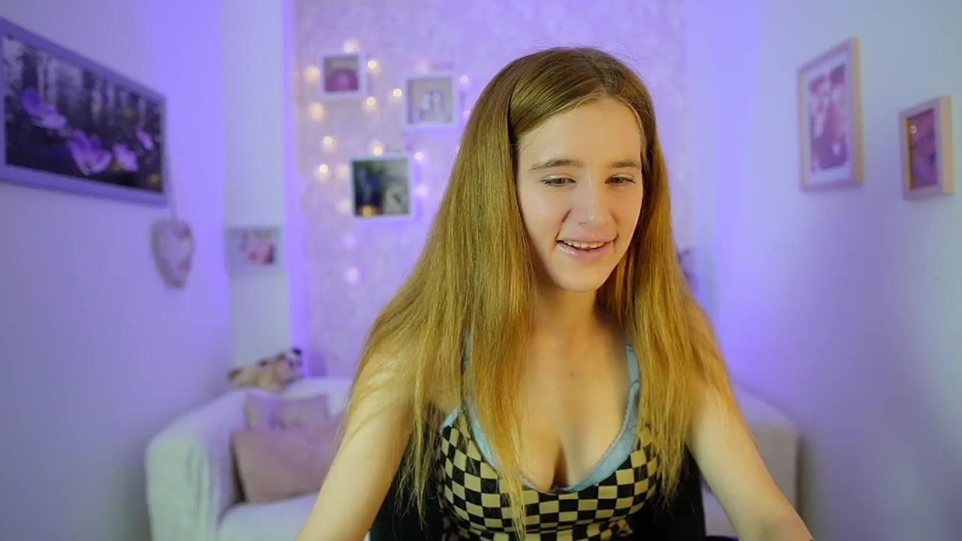 Gallery image thumbnail from Monika_Dee's myfreecams stream on, 07/03/2024, 12:45 image 7 of 20