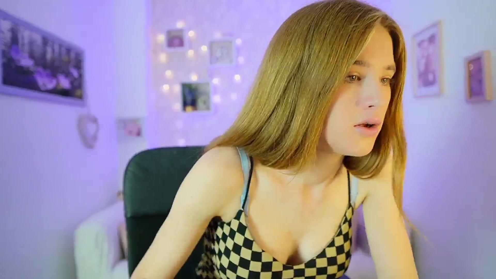 Gallery image thumbnail from Monika_Dee's myfreecams stream on, 07/03/2024, 14:01 image 20 of 20