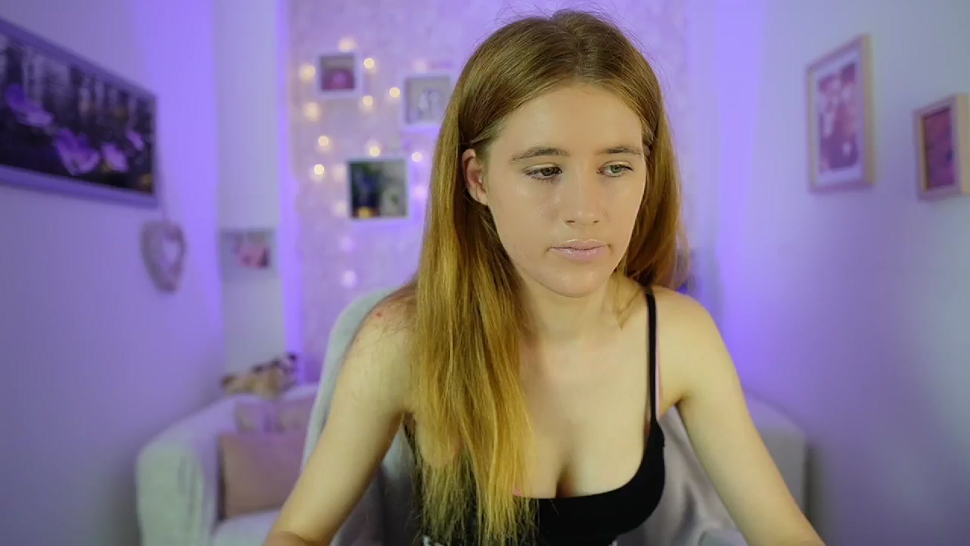 Gallery image thumbnail from Monika_Dee's myfreecams stream on, 07/09/2024, 13:12 image 15 of 20