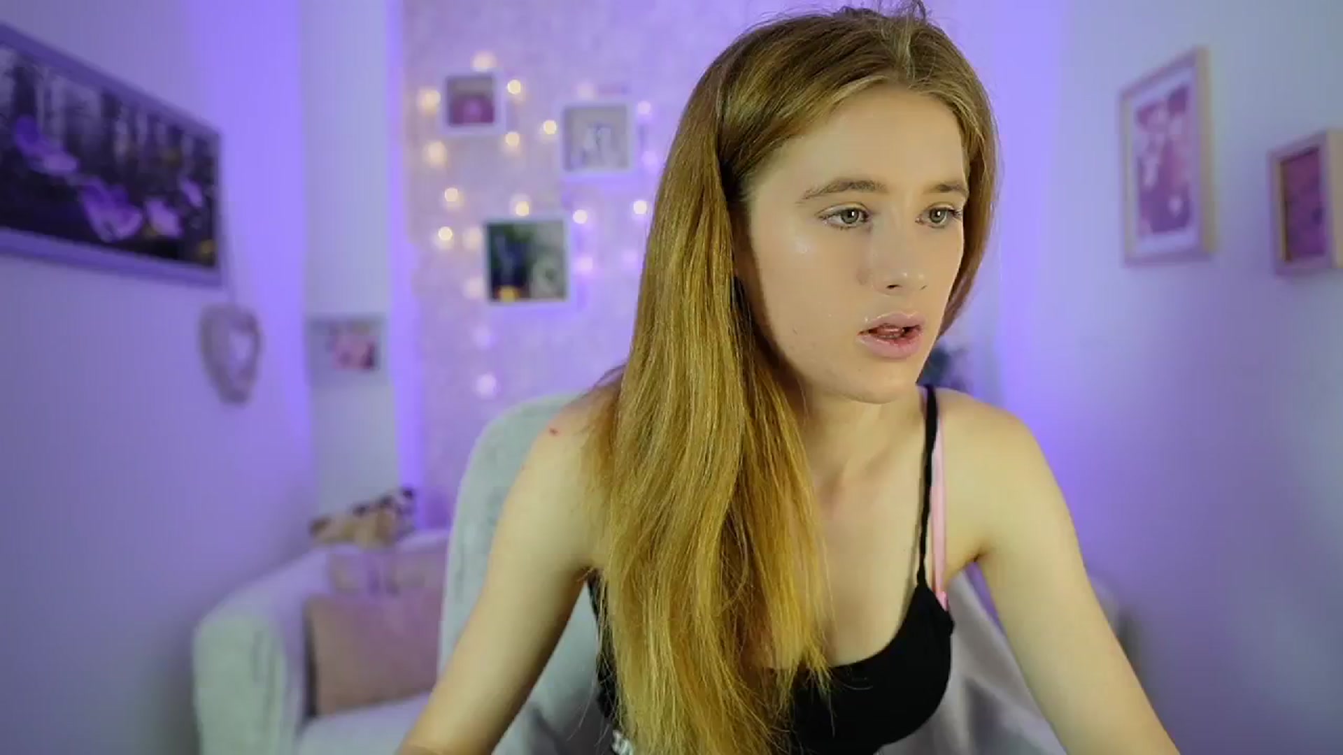 Gallery image thumbnail from Monika_Dee's myfreecams stream on, 07/09/2024, 14:51 image 9 of 20