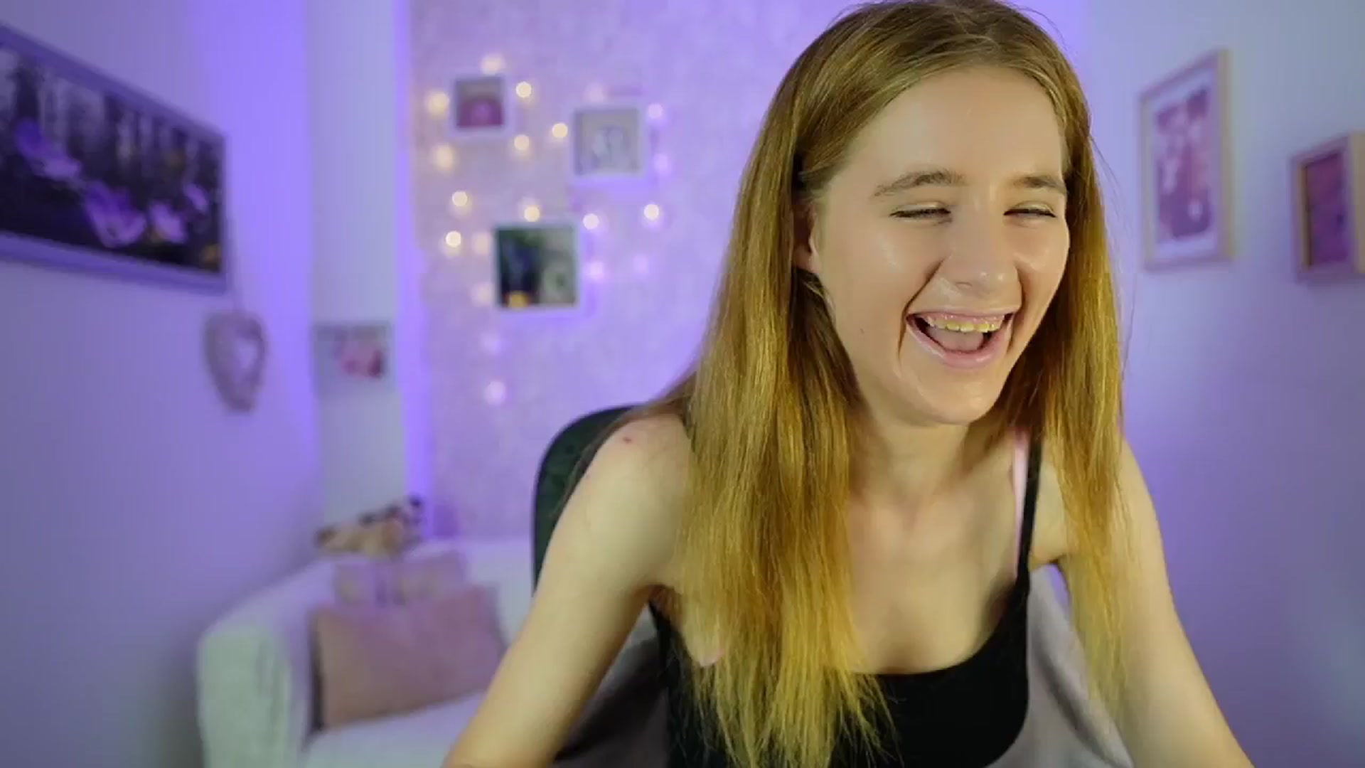 Gallery image thumbnail from Monika_Dee's myfreecams stream on, 07/09/2024, 15:56 image 18 of 20