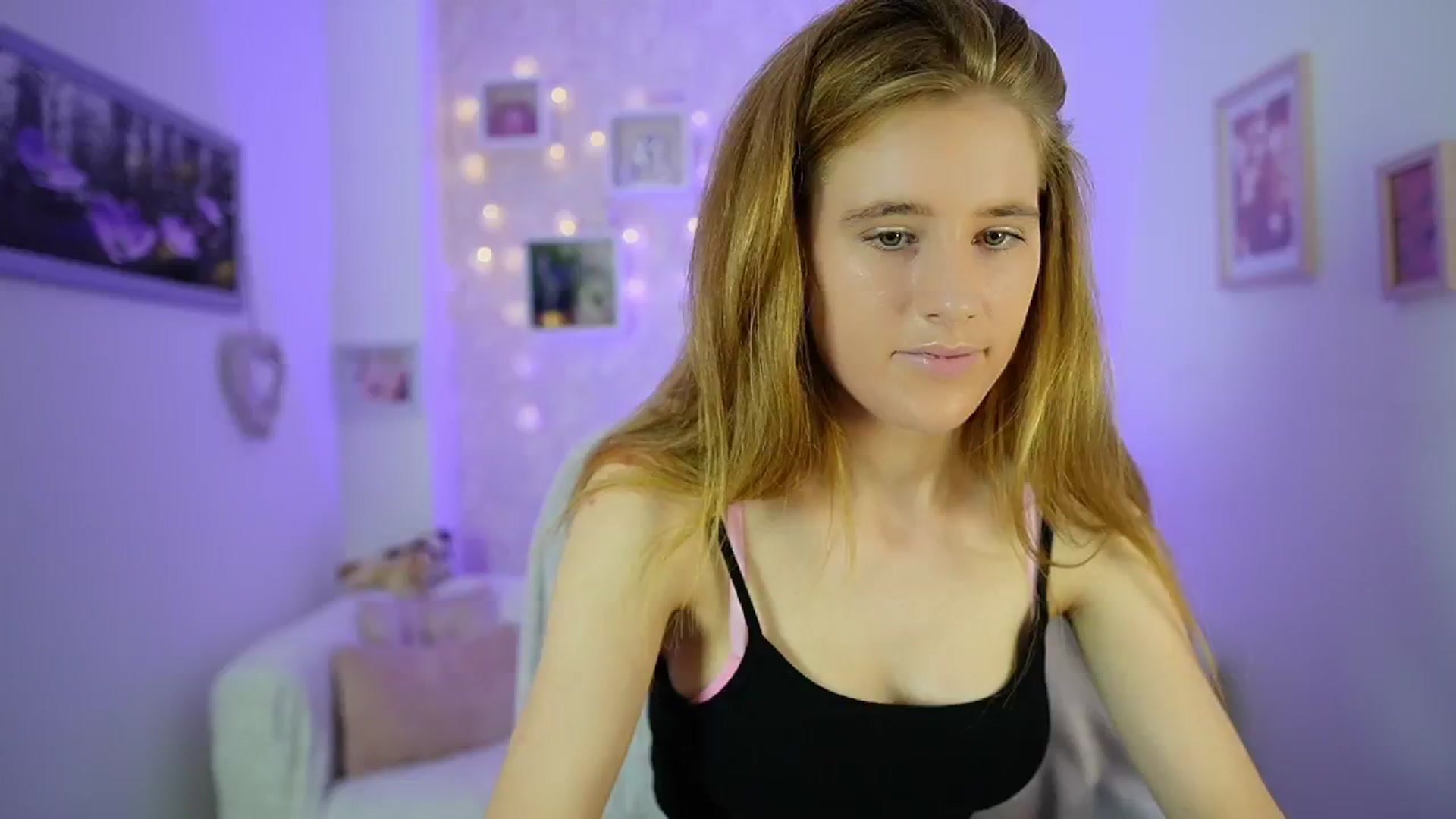 Gallery image thumbnail from Monika_Dee's myfreecams stream on, 07/09/2024, 15:56 image 7 of 20