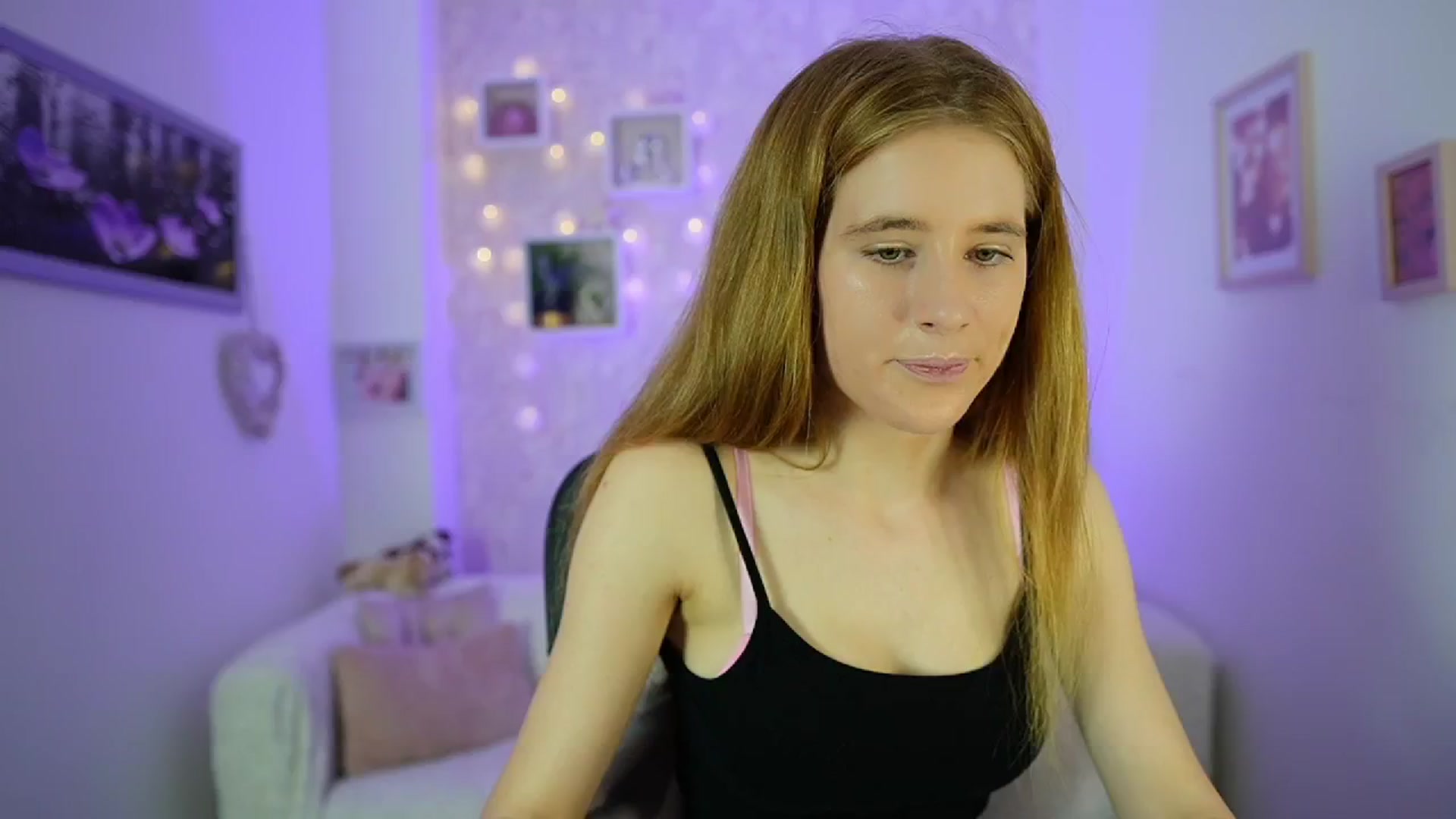 Gallery image thumbnail from Monika_Dee's myfreecams stream on, 07/09/2024, 15:56 image 20 of 20