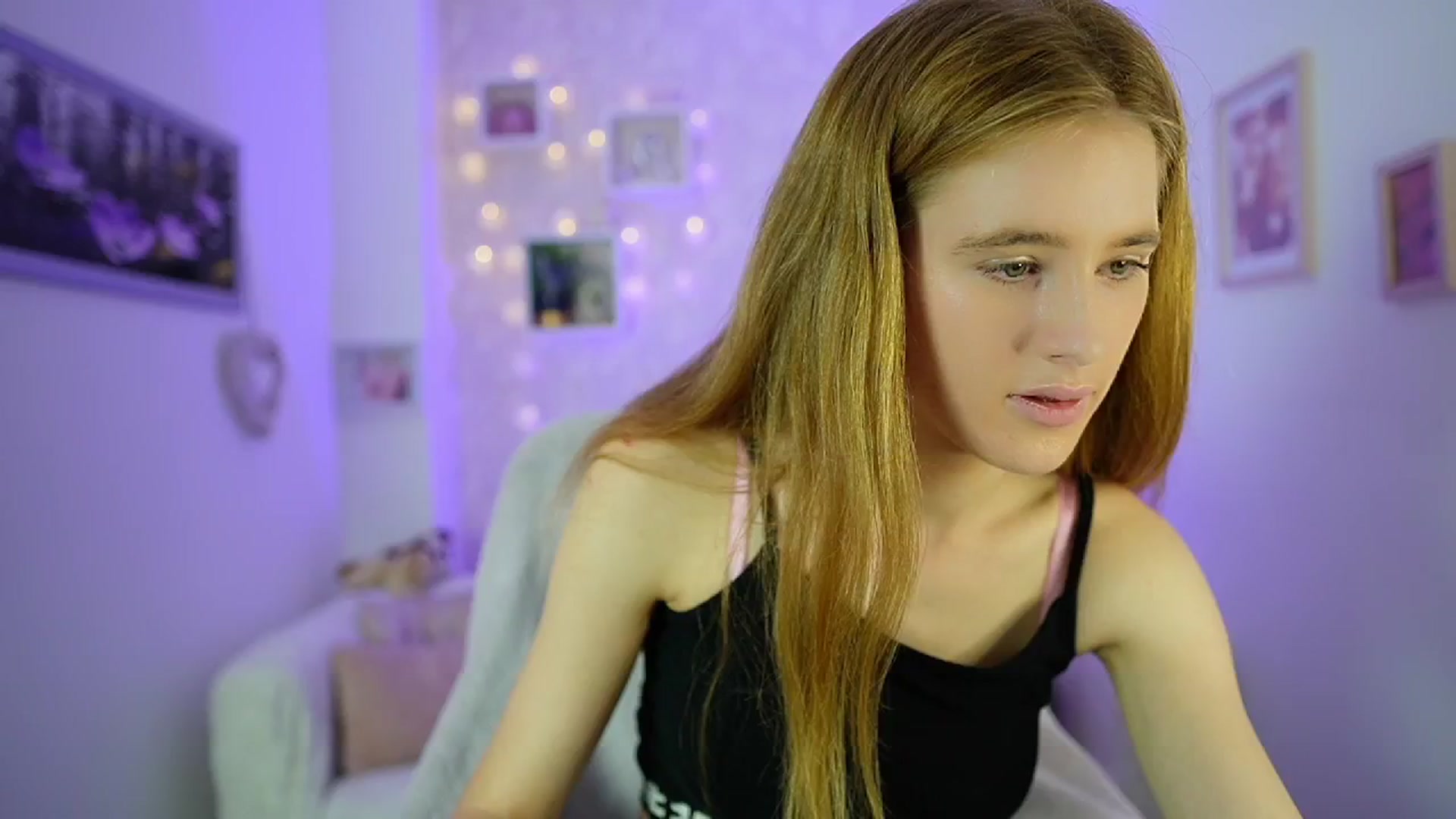 Gallery image thumbnail from Monika_Dee's myfreecams stream on, 07/09/2024, 17:02 image 1 of 20